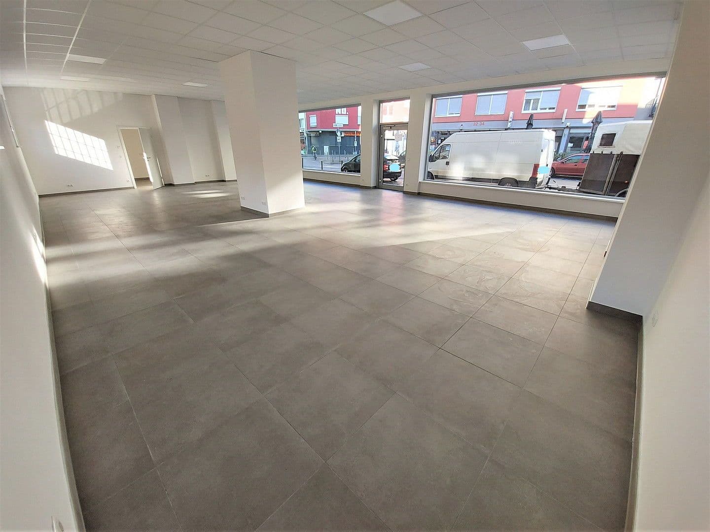 Prenájom nebytového priestoru 137 m², Allerheiligenstr. 13, Frankfurt, Hesensko Prenájom nebytového priestoru 137 m², Allerheiligenstr. 13, Frankfurt, Hesensko