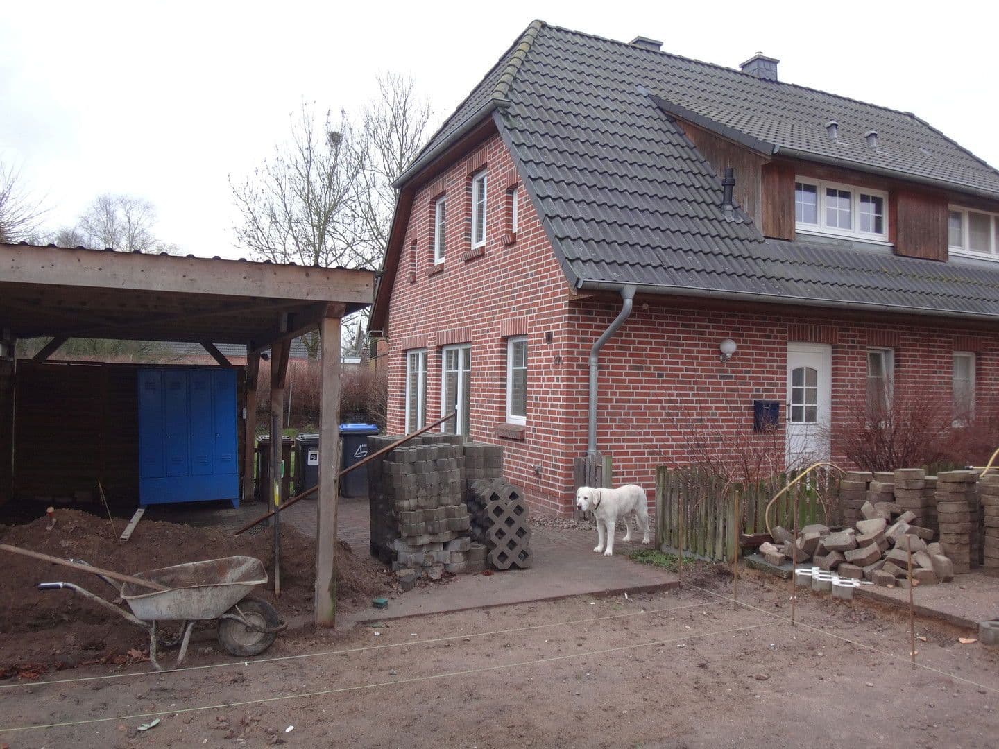 Prenájom domu 75 m², pozemek 320 m², Hollenbek, Šlezvicko-Holštajnsko Prenájom domu 75 m², pozemek 320 m², Hollenbek, Šlezvicko-Holštajnsko