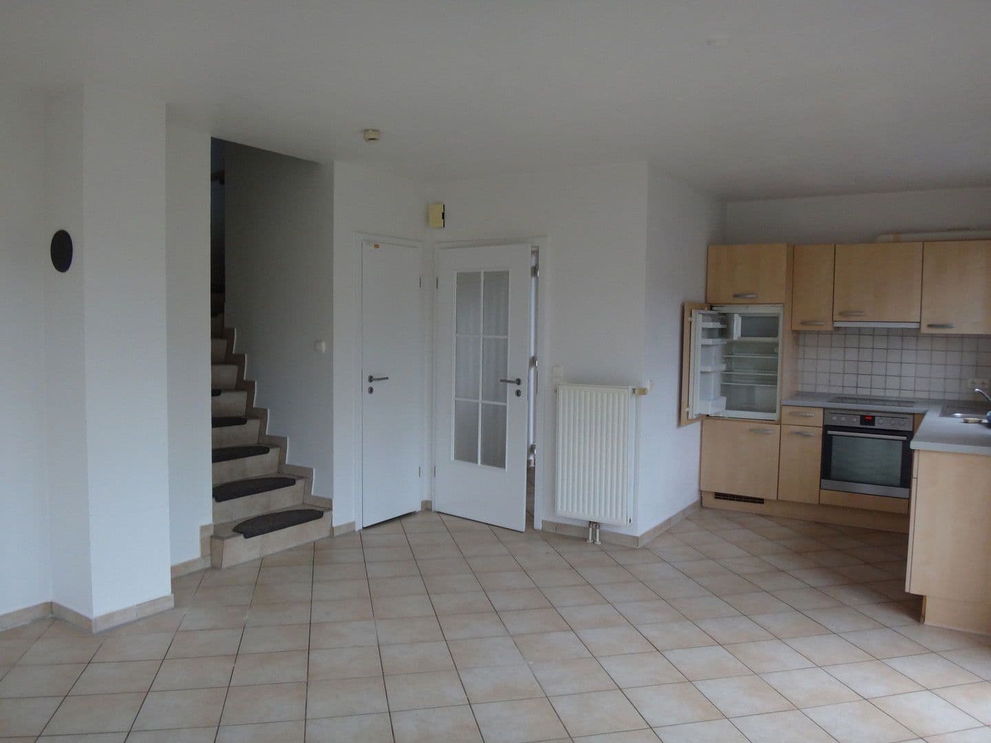 Prenájom domu 75 m², pozemek 320 m², Hollenbek, Šlezvicko-Holštajnsko Prenájom domu 75 m², pozemek 320 m², Hollenbek, Šlezvicko-Holštajnsko