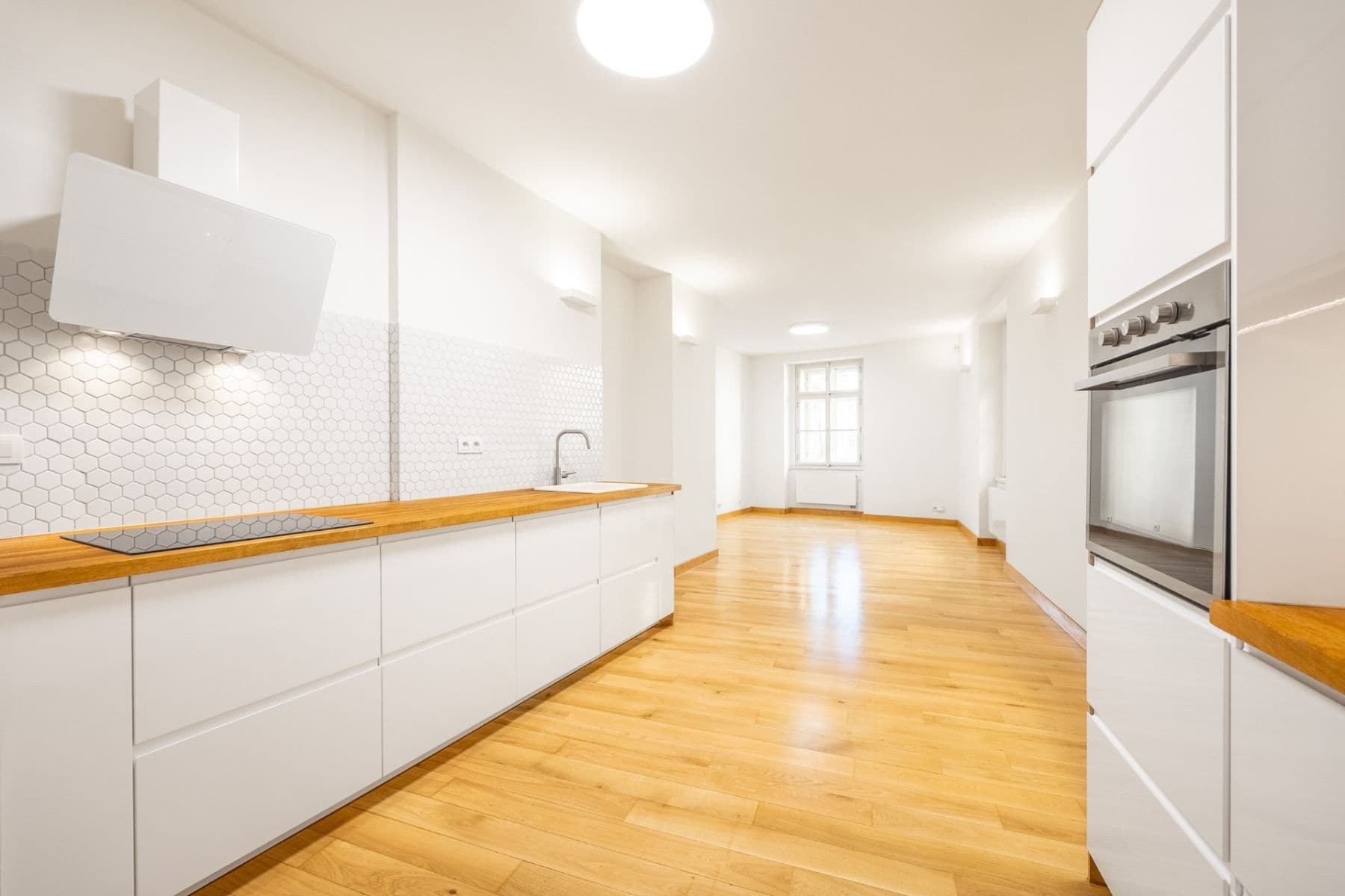 Predaj bytu 3-izbový 77 m², Petrská, Praha, Praha Predaj bytu 3-izbový 77 m², Petrská, Praha, Praha