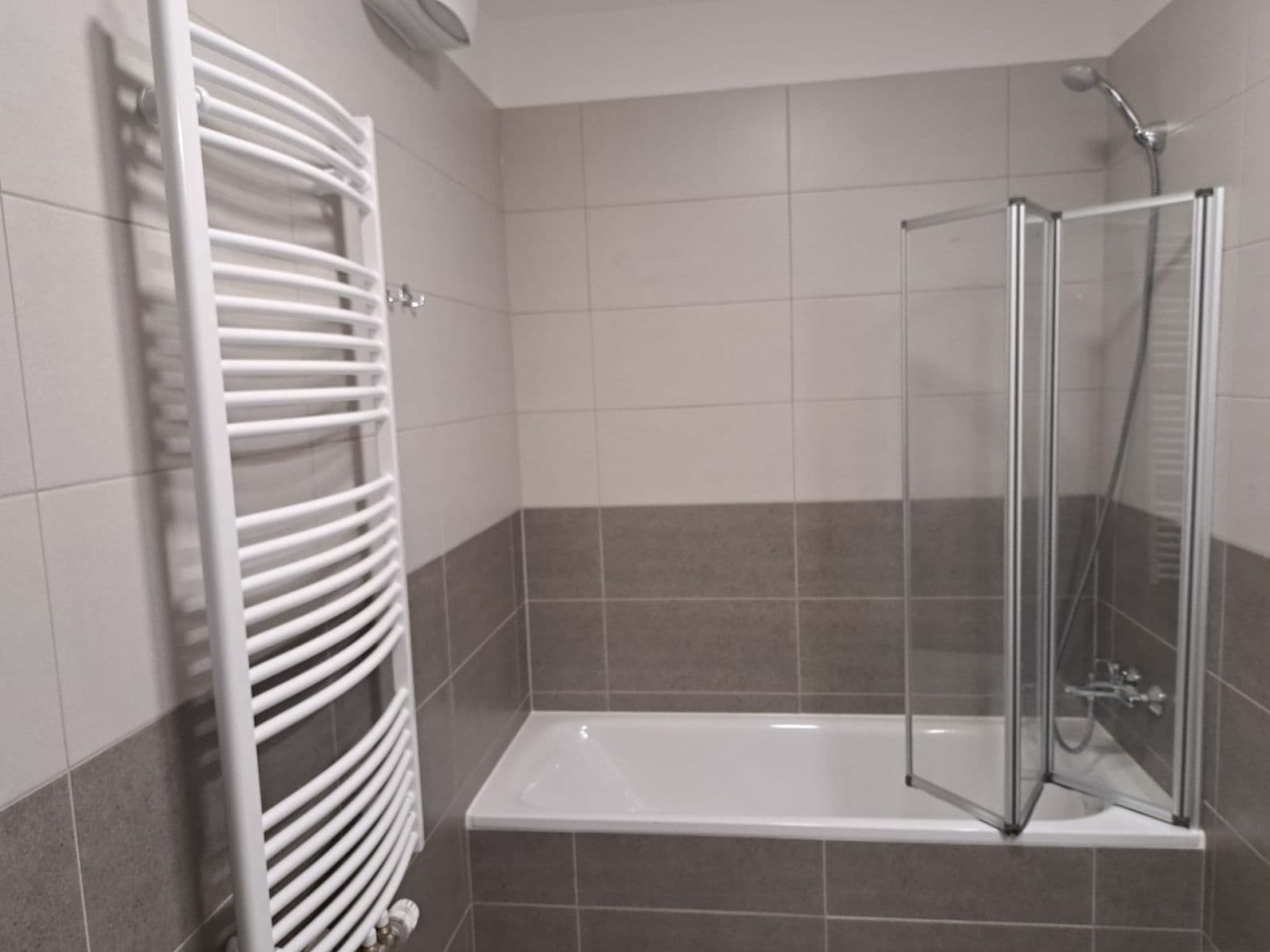 Prenájom bytu 1-izbový 41 m², Honzíkova, Praha, Praha Prenájom bytu 1-izbový 41 m², Honzíkova, Praha, Praha