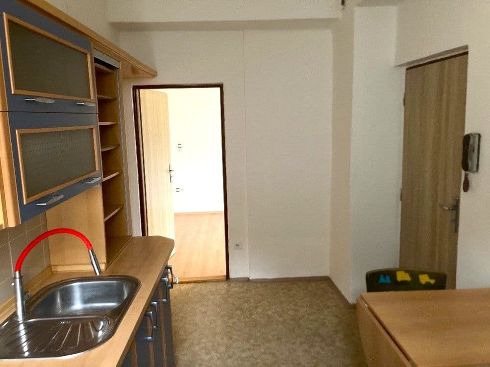 Prenájom bytu 2-izbový 51 m², Hornokrčská, Praha, Praha Prenájom bytu 2-izbový 51 m², Hornokrčská, Praha, Praha