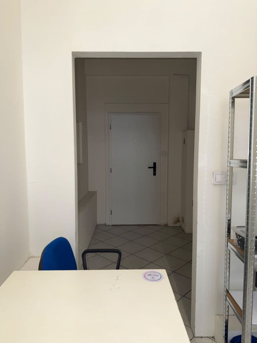 Prenájom nebytového priestoru 15 m², Sokolská, Praha, Praha Prenájom nebytového priestoru 15 m², Sokolská, Praha, Praha