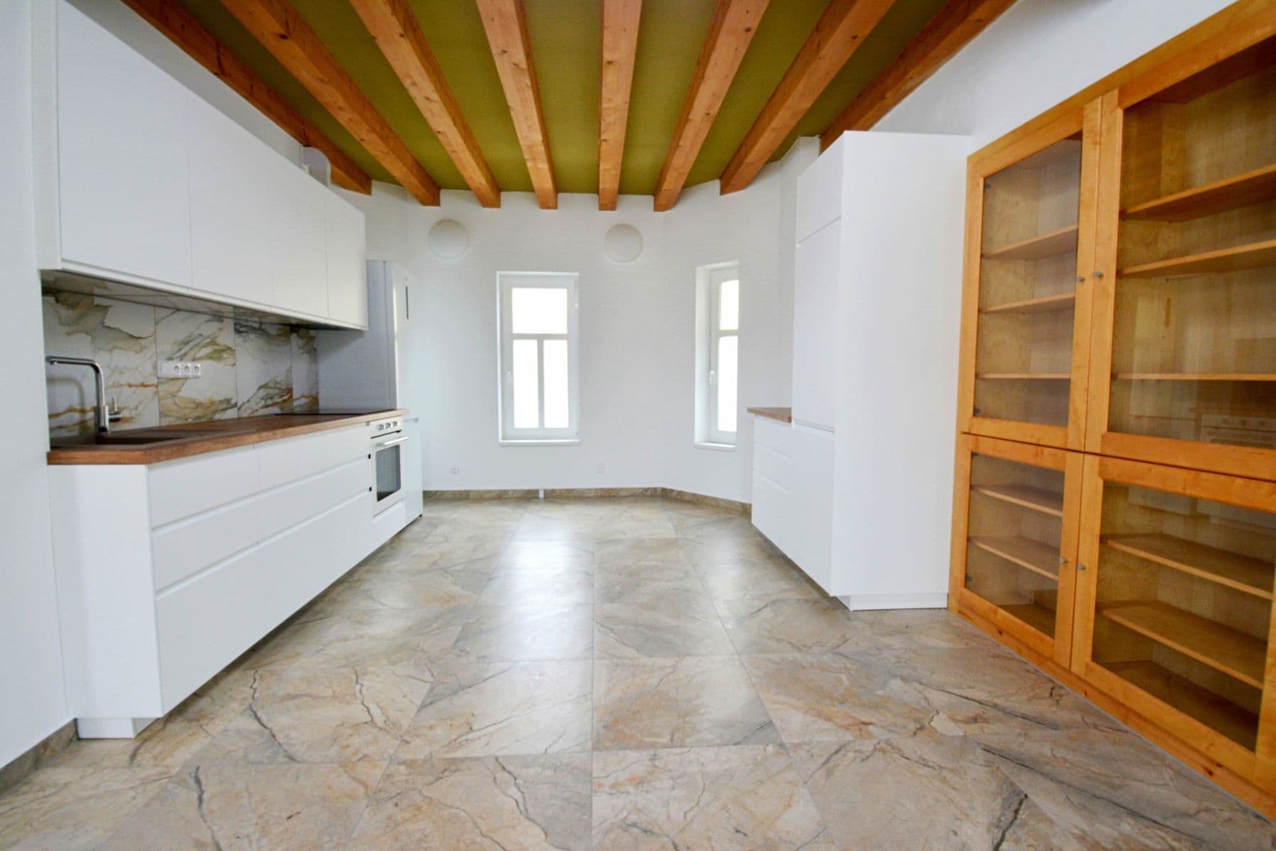 Prenájom bytu 2-izbový 87 m², Chodovická, Praha, Praha Prenájom bytu 2-izbový 87 m², Chodovická, Praha, Praha