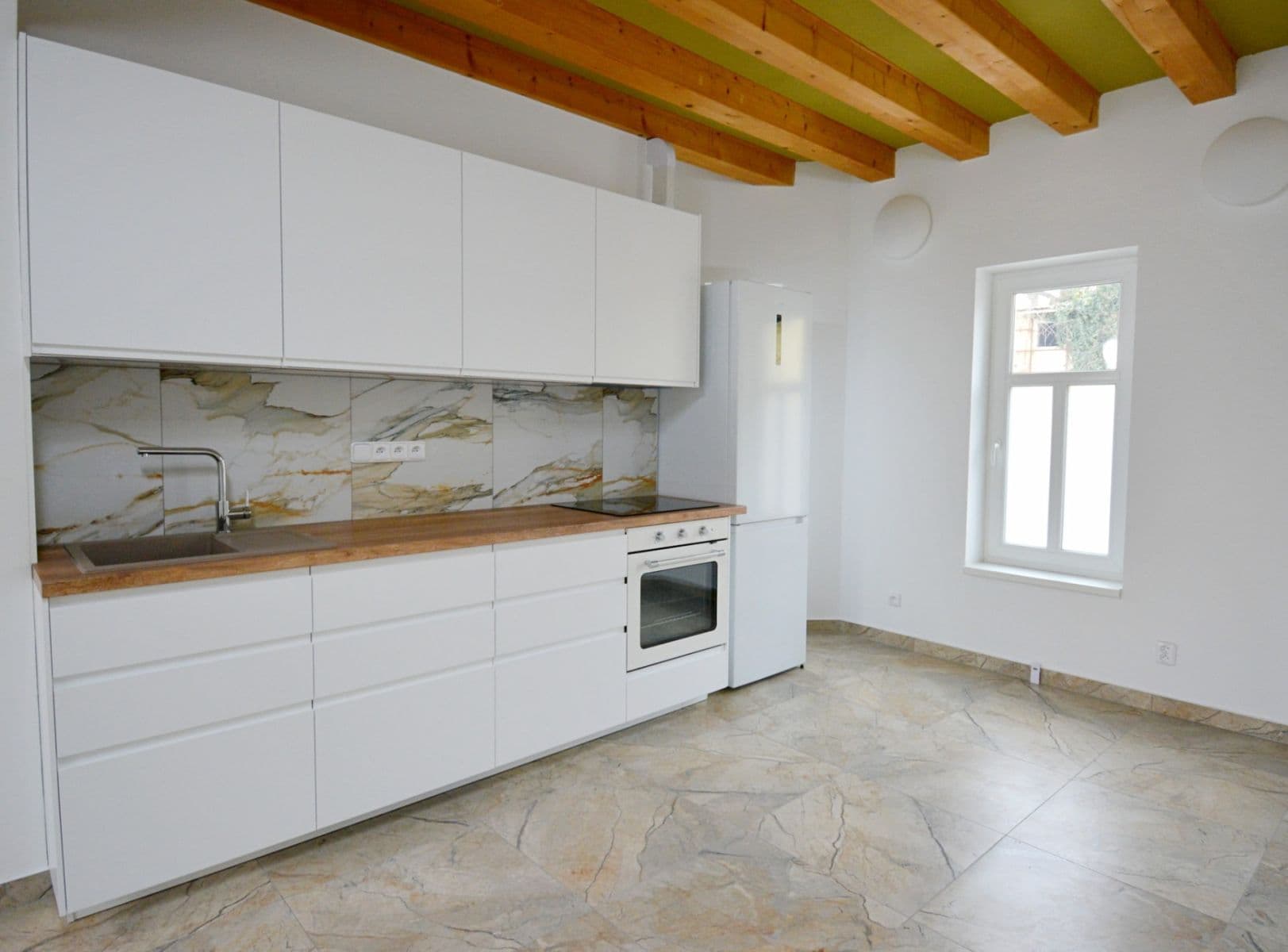 Prenájom bytu 2-izbový 87 m², Chodovická, Praha, Praha Prenájom bytu 2-izbový 87 m², Chodovická, Praha, Praha