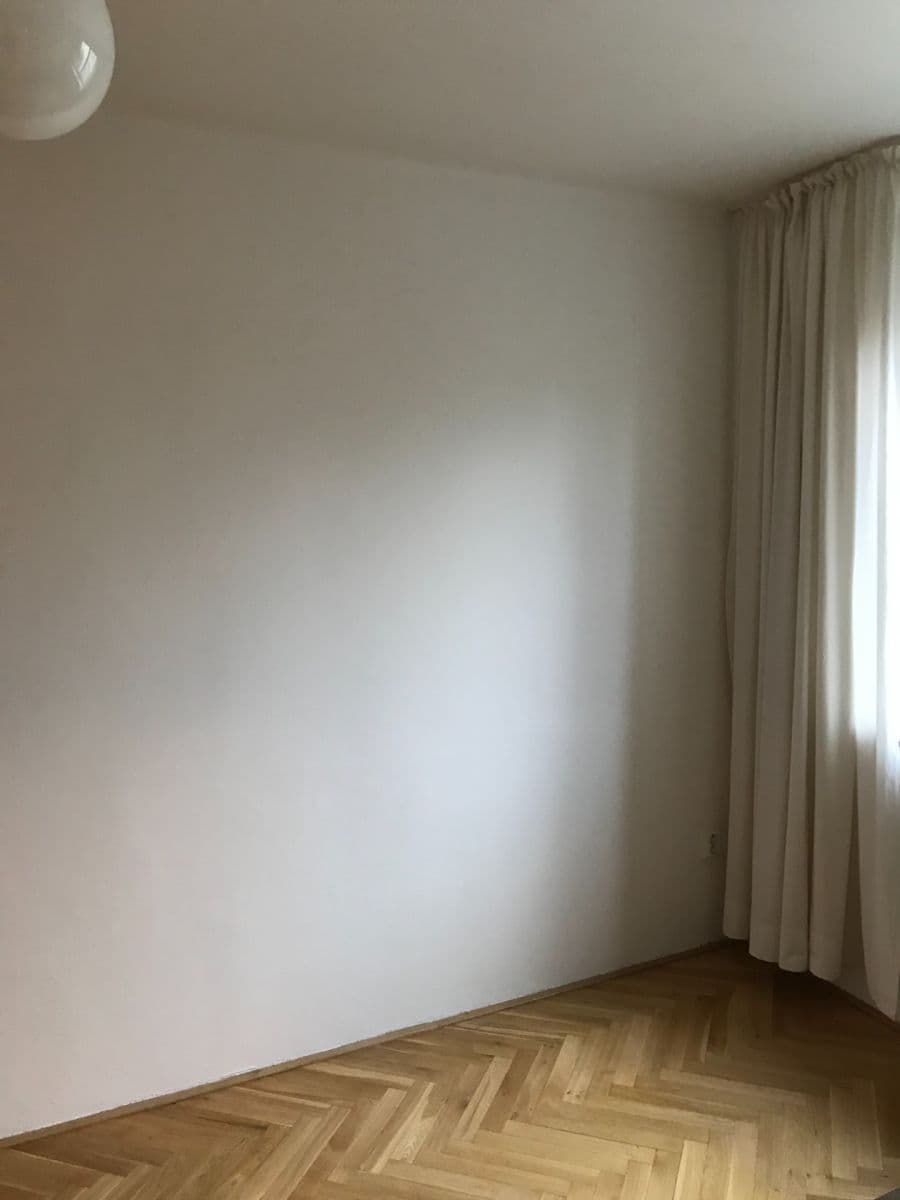 Prenájom bytu 2-izbový 44 m², Pod Rapidem, Praha, Praha Prenájom bytu 2-izbový 44 m², Pod Rapidem, Praha, Praha
