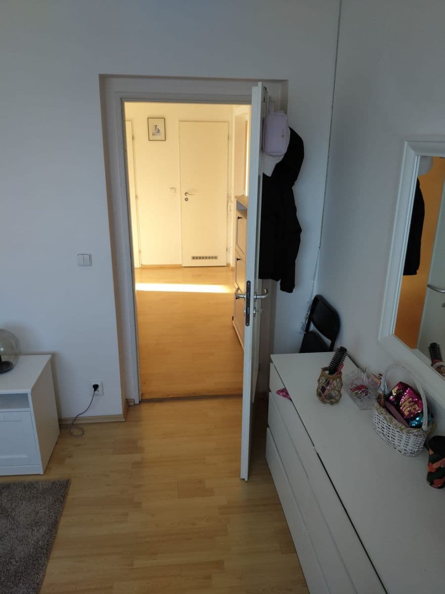 Predaj bytu 3-izbový 63 m², Jaroslava Foglara, Praha, Praha Predaj bytu 3-izbový 63 m², Jaroslava Foglara, Praha, Praha