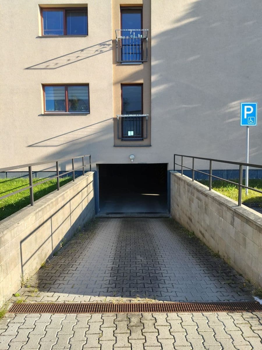 Predaj bytu 3-izbový 63 m², Jaroslava Foglara, Praha, Praha Predaj bytu 3-izbový 63 m², Jaroslava Foglara, Praha, Praha