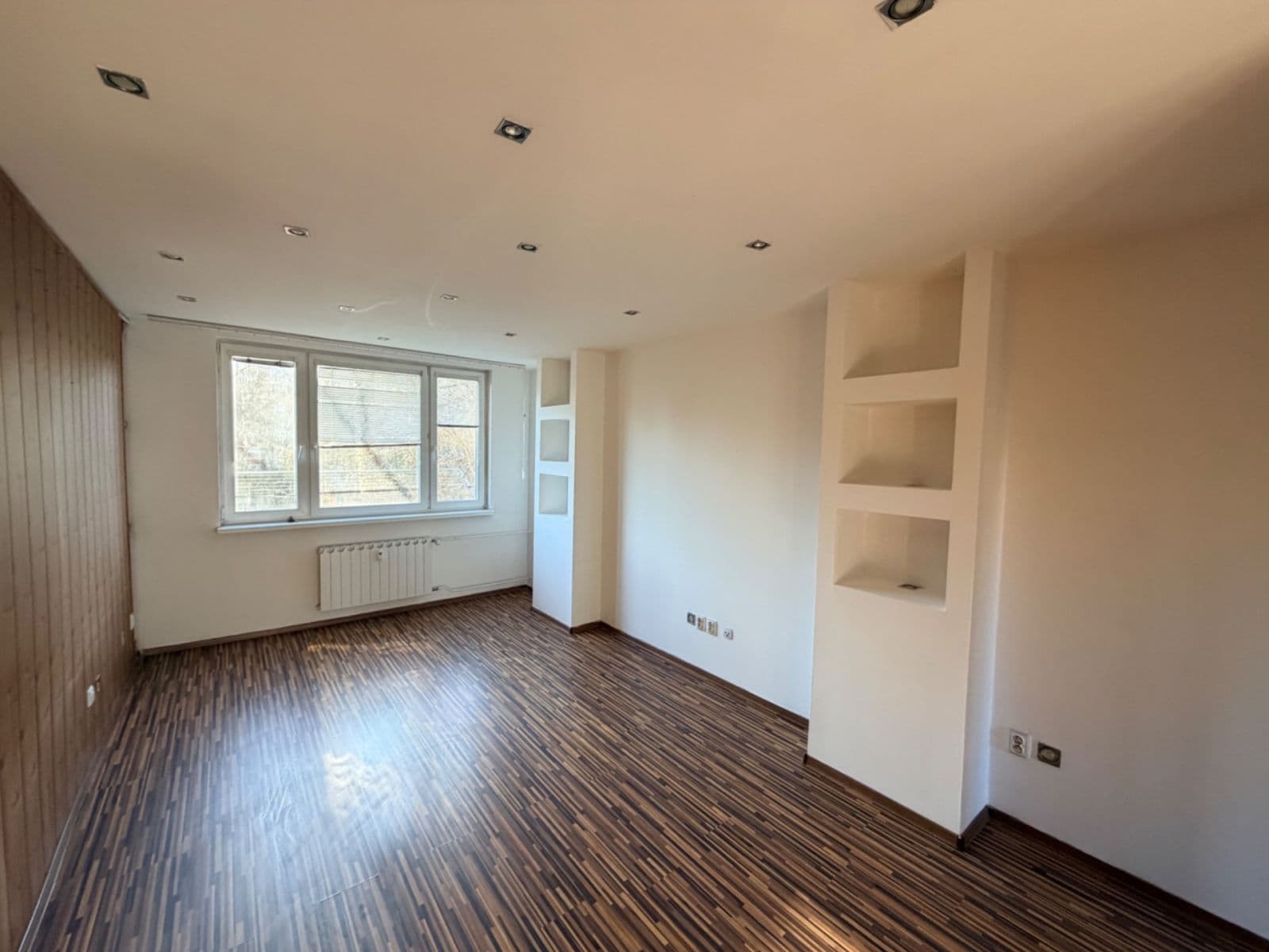 Predaj bytu 3-izbový 74 m², Flemingova, Karviná, Moravskoslezský kraj Predaj bytu 3-izbový 74 m², Flemingova, Karviná, Moravskoslezský kraj