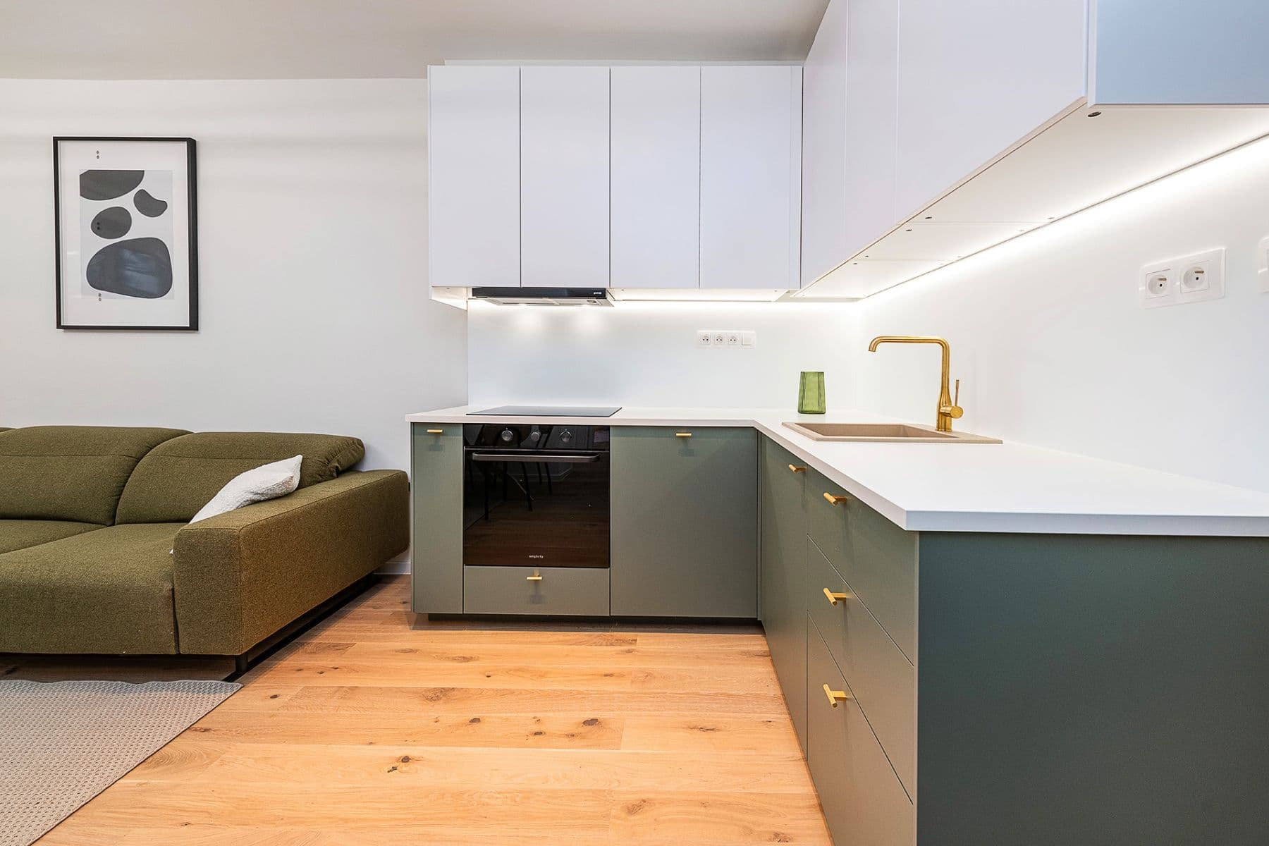 Predaj bytu 2-izbový 54 m², Ruská, Praha, Praha Predaj bytu 2-izbový 54 m², Ruská, Praha, Praha