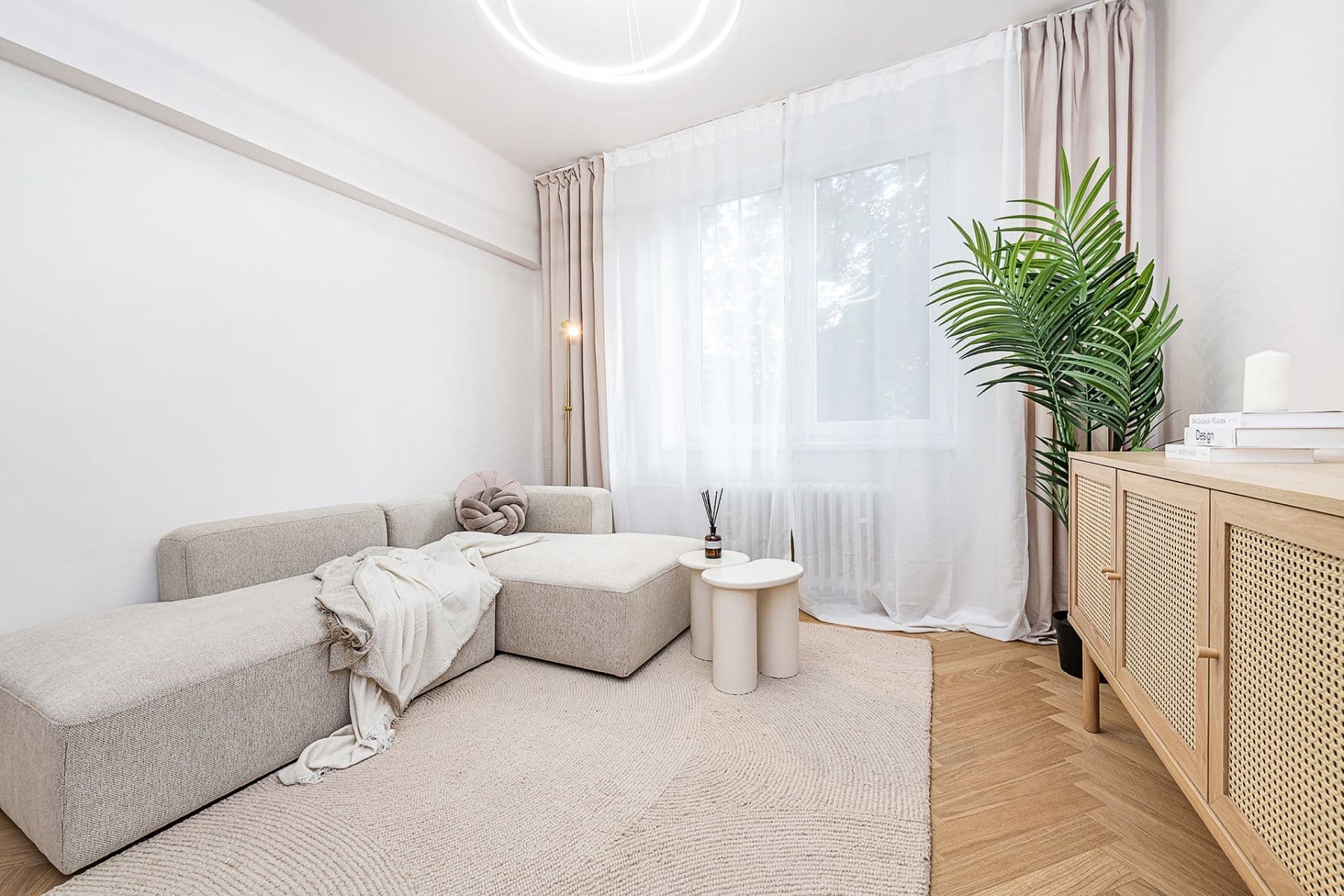 Predaj bytu 2-izbový 54 m², Ruská, Praha, Praha Predaj bytu 2-izbový 54 m², Ruská, Praha, Praha
