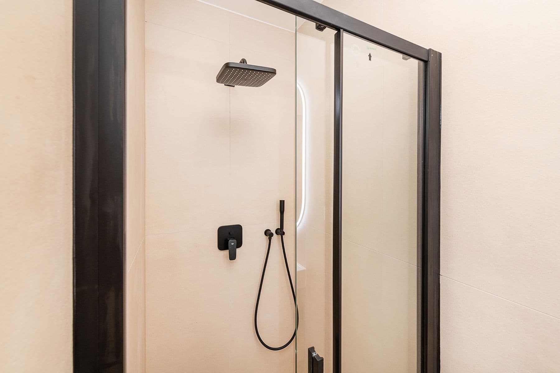 Predaj bytu 2-izbový 54 m², Ruská, Praha, Praha Predaj bytu 2-izbový 54 m², Ruská, Praha, Praha