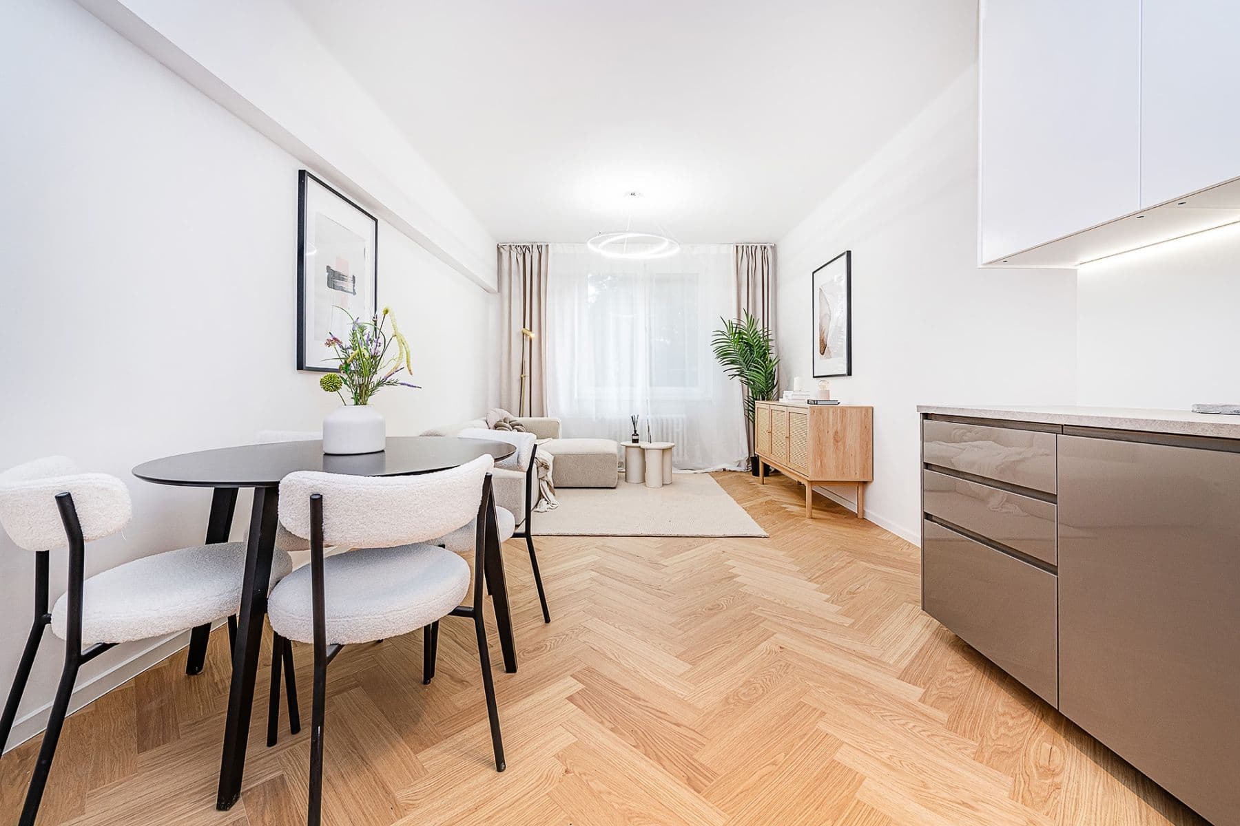 Predaj bytu 2-izbový 54 m², Ruská, Praha, Praha Predaj bytu 2-izbový 54 m², Ruská, Praha, Praha