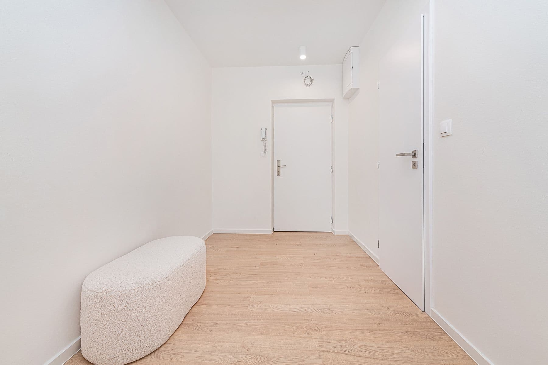 Predaj bytu 3-izbový 55 m², Kavkazská, Praha, Praha Predaj bytu 3-izbový 55 m², Kavkazská, Praha, Praha