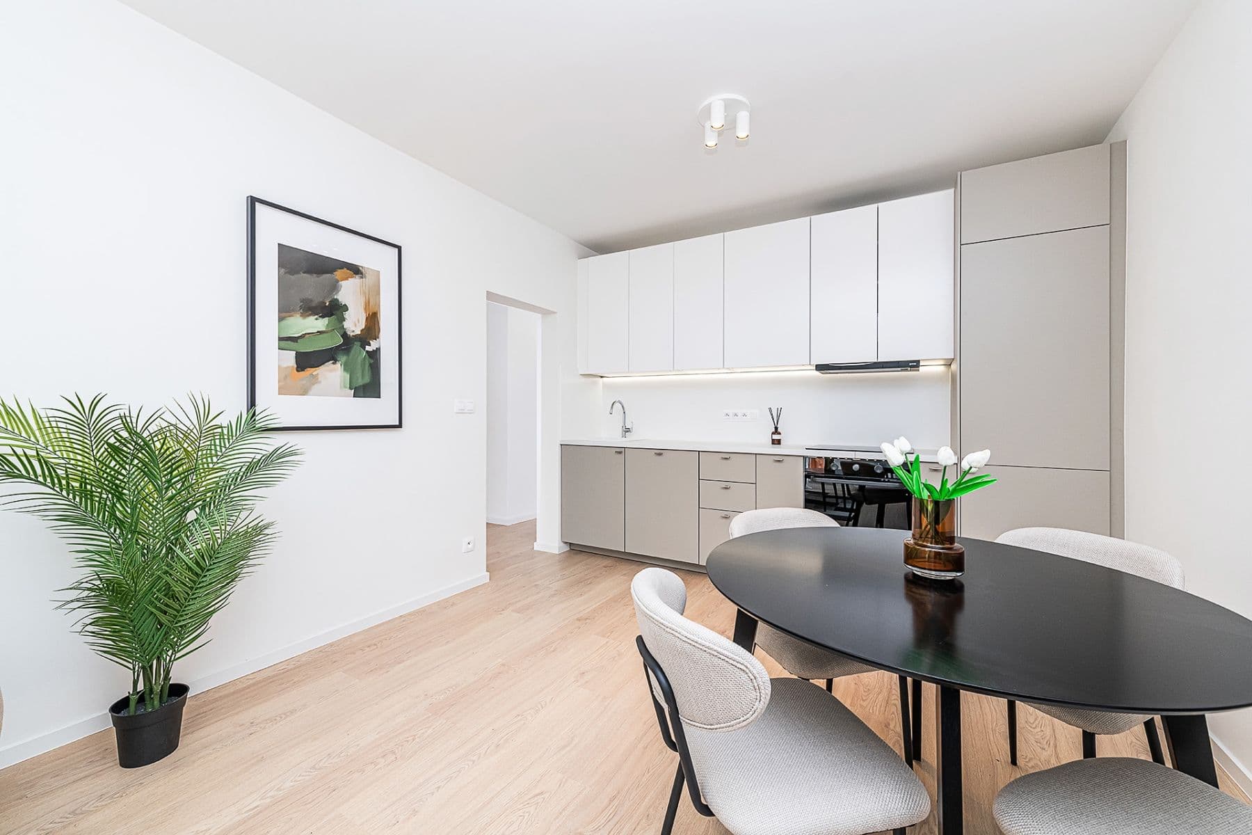 Predaj bytu 3-izbový 55 m², Kavkazská, Praha, Praha Predaj bytu 3-izbový 55 m², Kavkazská, Praha, Praha