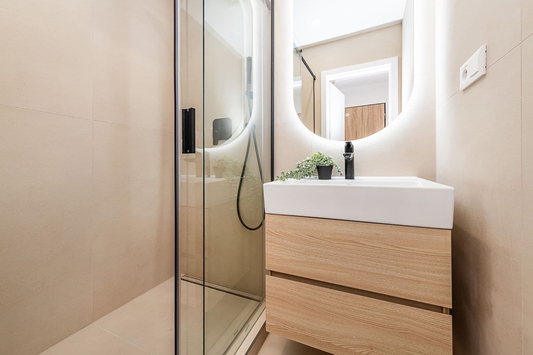 Predaj bytu 3-izbový 54 m², Pod Lipami, Praha, Praha Predaj bytu 3-izbový 54 m², Pod Lipami, Praha, Praha