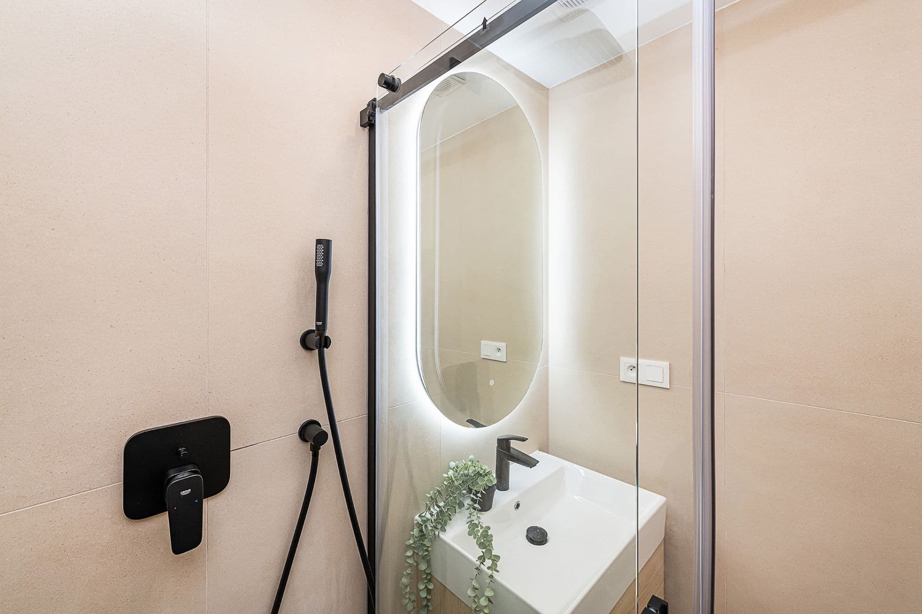 Predaj bytu 3-izbový 54 m², Pod Lipami, Praha, Praha Predaj bytu 3-izbový 54 m², Pod Lipami, Praha, Praha