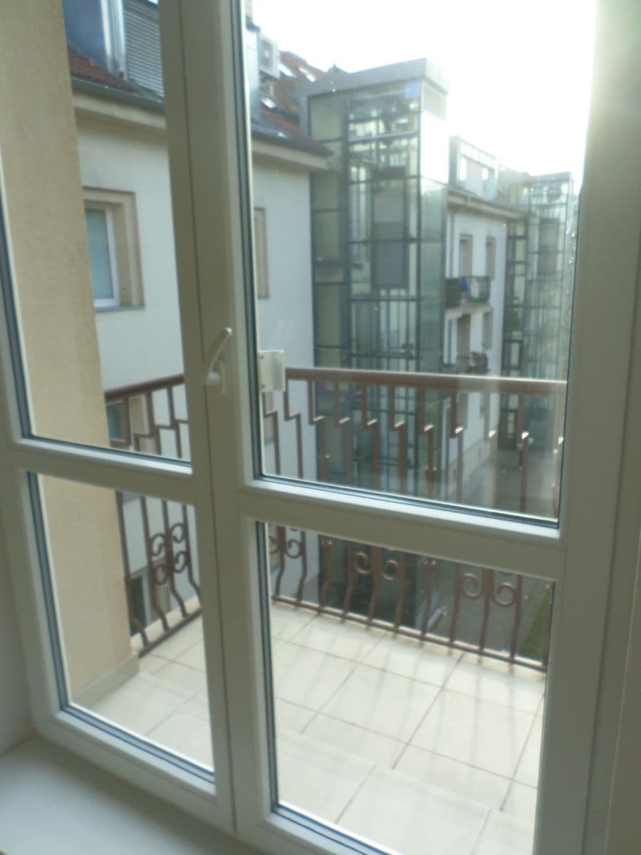 Prenájom bytu 2-izbový 62 m², K Lánu, Praha, Praha Prenájom bytu 2-izbový 62 m², K Lánu, Praha, Praha