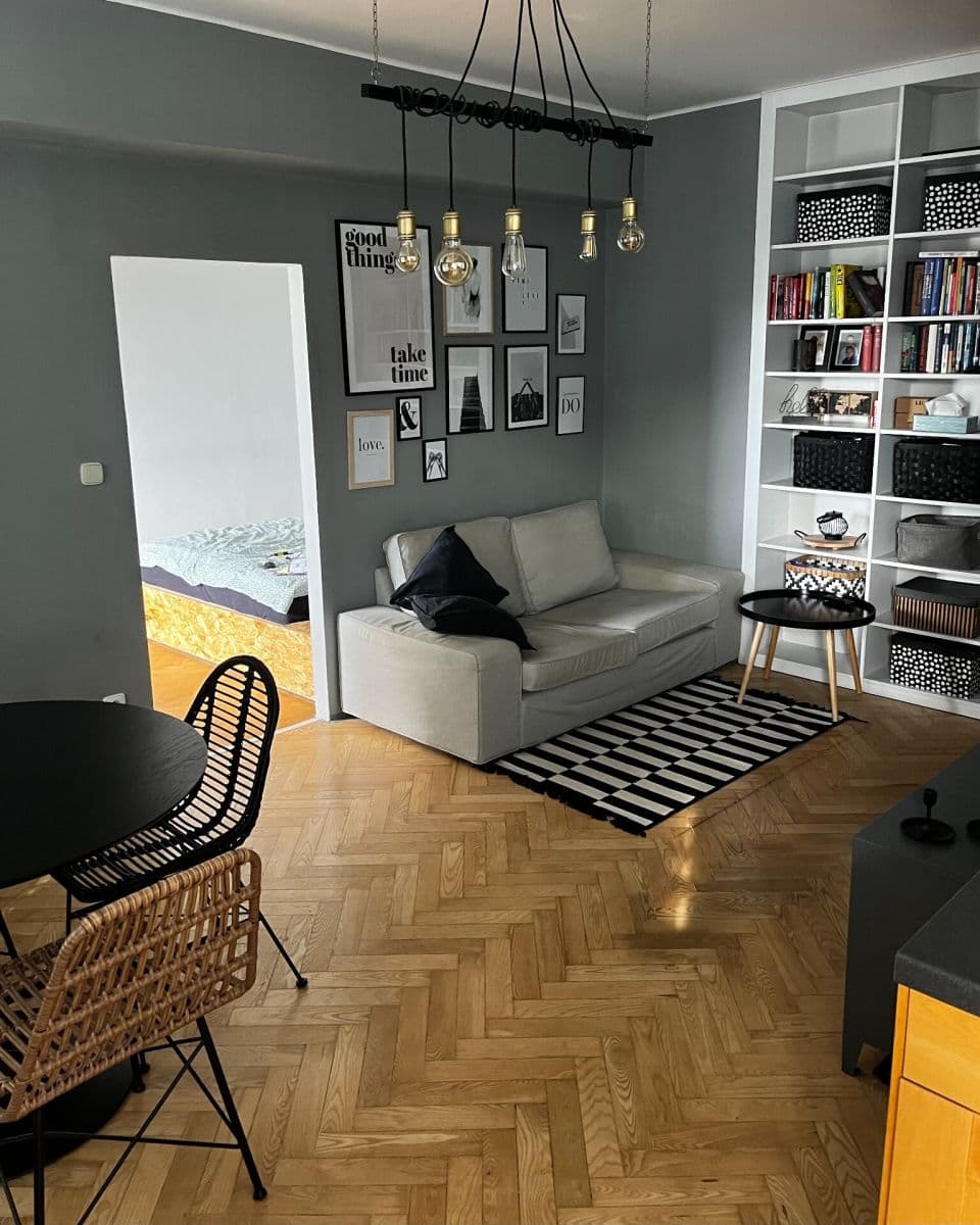 Predaj bytu 3-izbový 51 m², Krumlovská, Praha, Praha Predaj bytu 3-izbový 51 m², Krumlovská, Praha, Praha