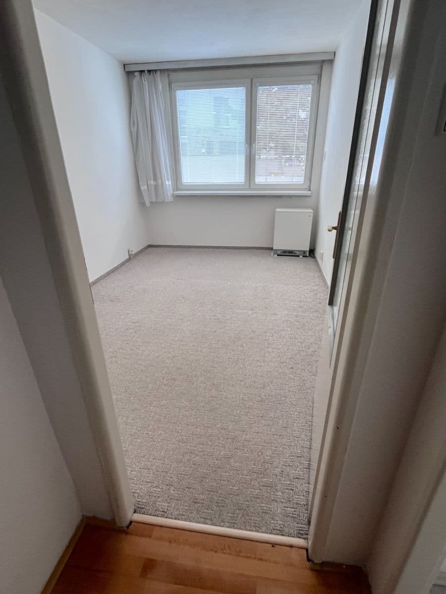 Prenájom bytu 2-izbový 35 m², Vodňanského, Praha, Praha Prenájom bytu 2-izbový 35 m², Vodňanského, Praha, Praha