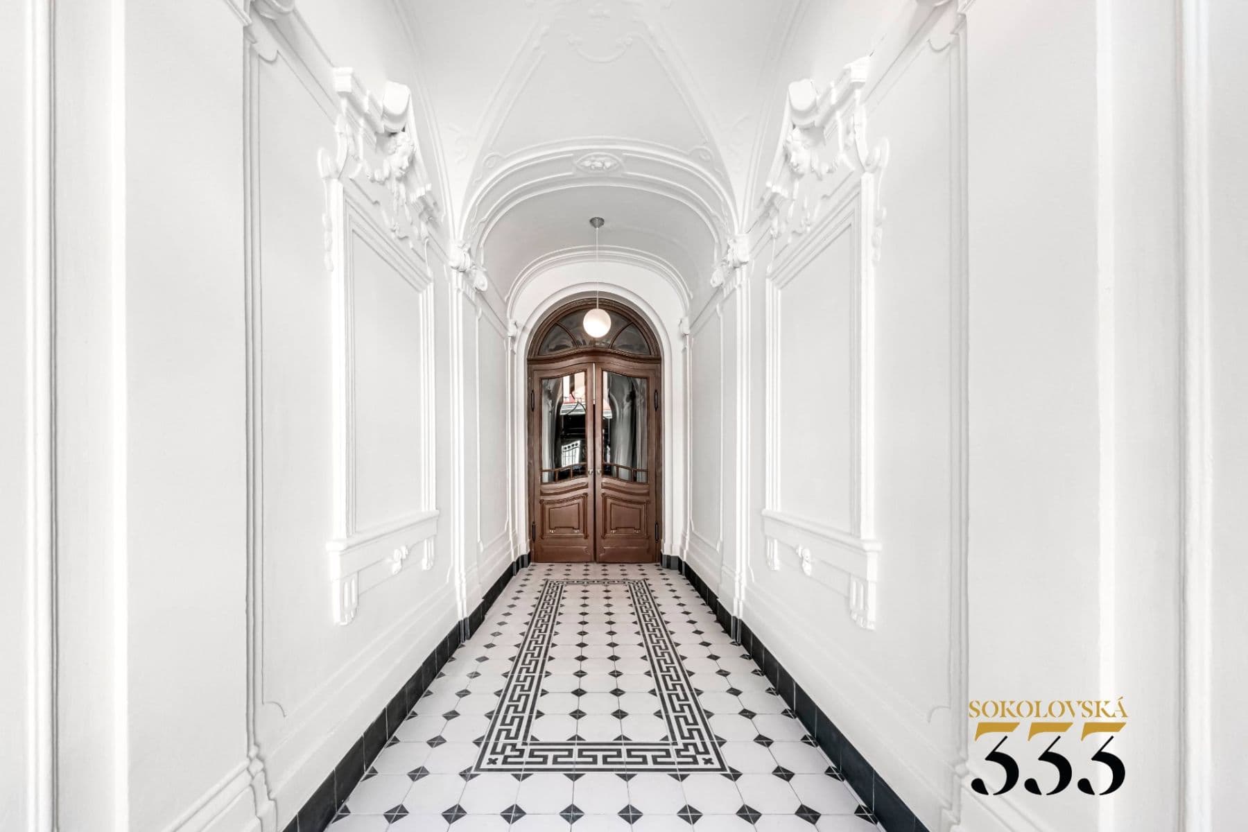 Prenájom bytu 4-izbový 159 m², Sokolovská, Praha, Praha Prenájom bytu 4-izbový 159 m², Sokolovská, Praha, Praha