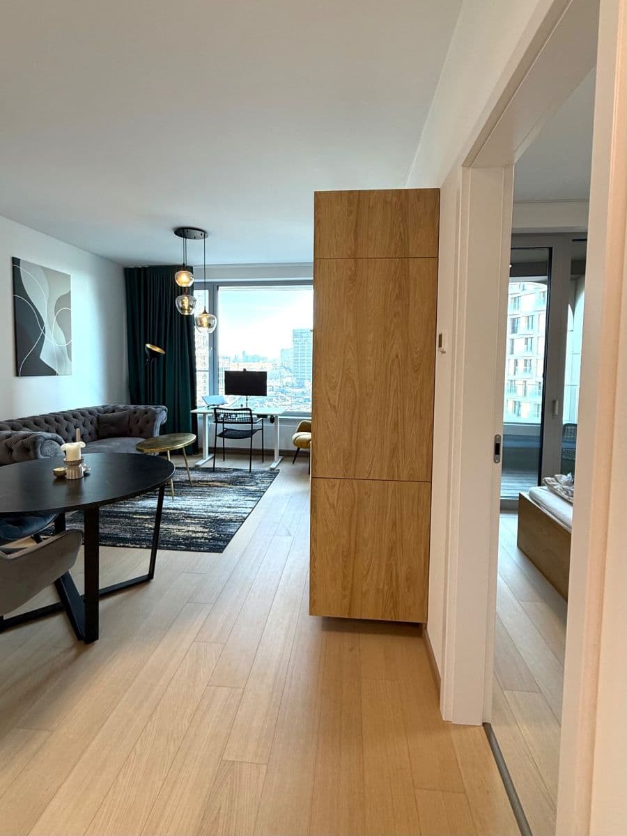 Prenájom bytu 2-izbový 48 m², Bottova, Bratislava - mestská časť Staré Mesto, Bratislavský kraj Prenájom bytu 2-izbový 48 m², Bottova, Bratislava - mestská časť Staré Mesto, Bratislavský kraj