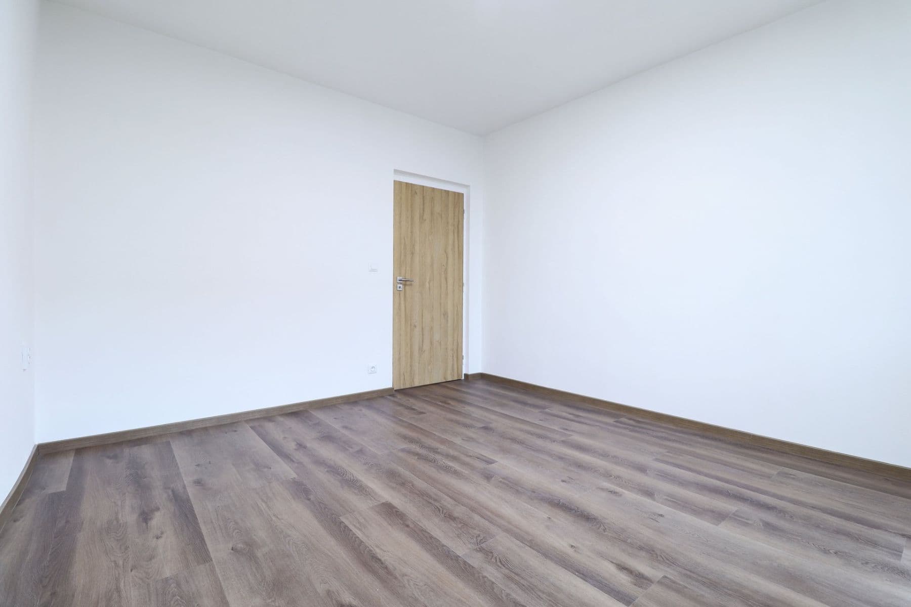 Prenájom bytu 2-izbový 43 m², Jemnická, Praha, Praha Prenájom bytu 2-izbový 43 m², Jemnická, Praha, Praha