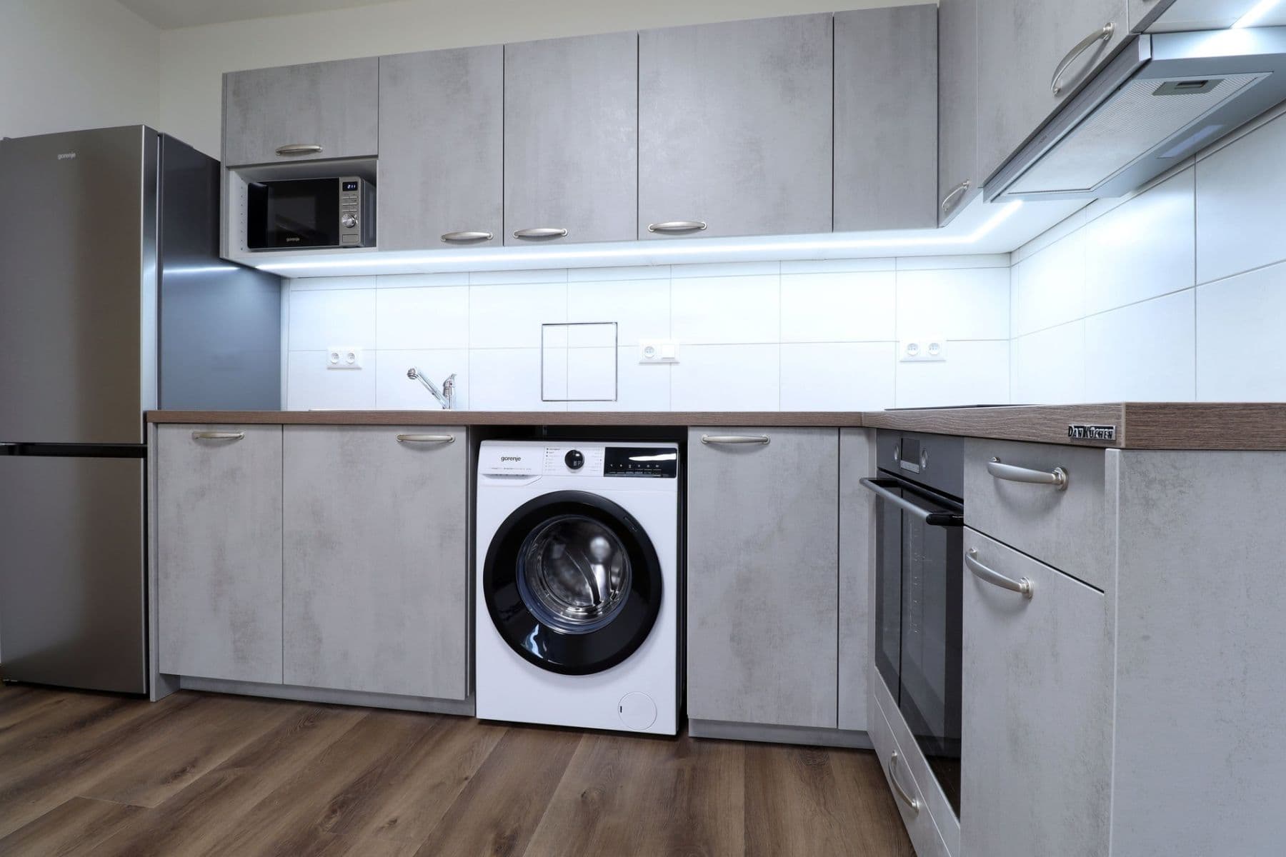 Prenájom bytu 2-izbový 43 m², Jemnická, Praha, Praha Prenájom bytu 2-izbový 43 m², Jemnická, Praha, Praha