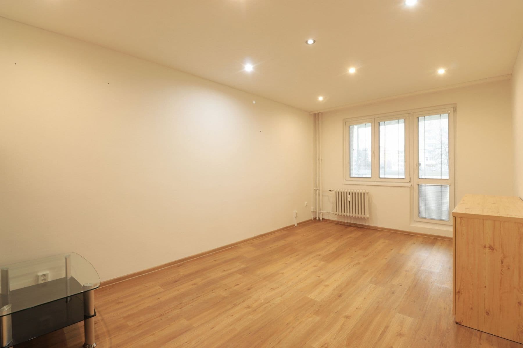 Prenájom bytu 2-izbový 60 m², Wednesbury, Kladno, Středočeský kraj Prenájom bytu 2-izbový 60 m², Wednesbury, Kladno, Středočeský kraj