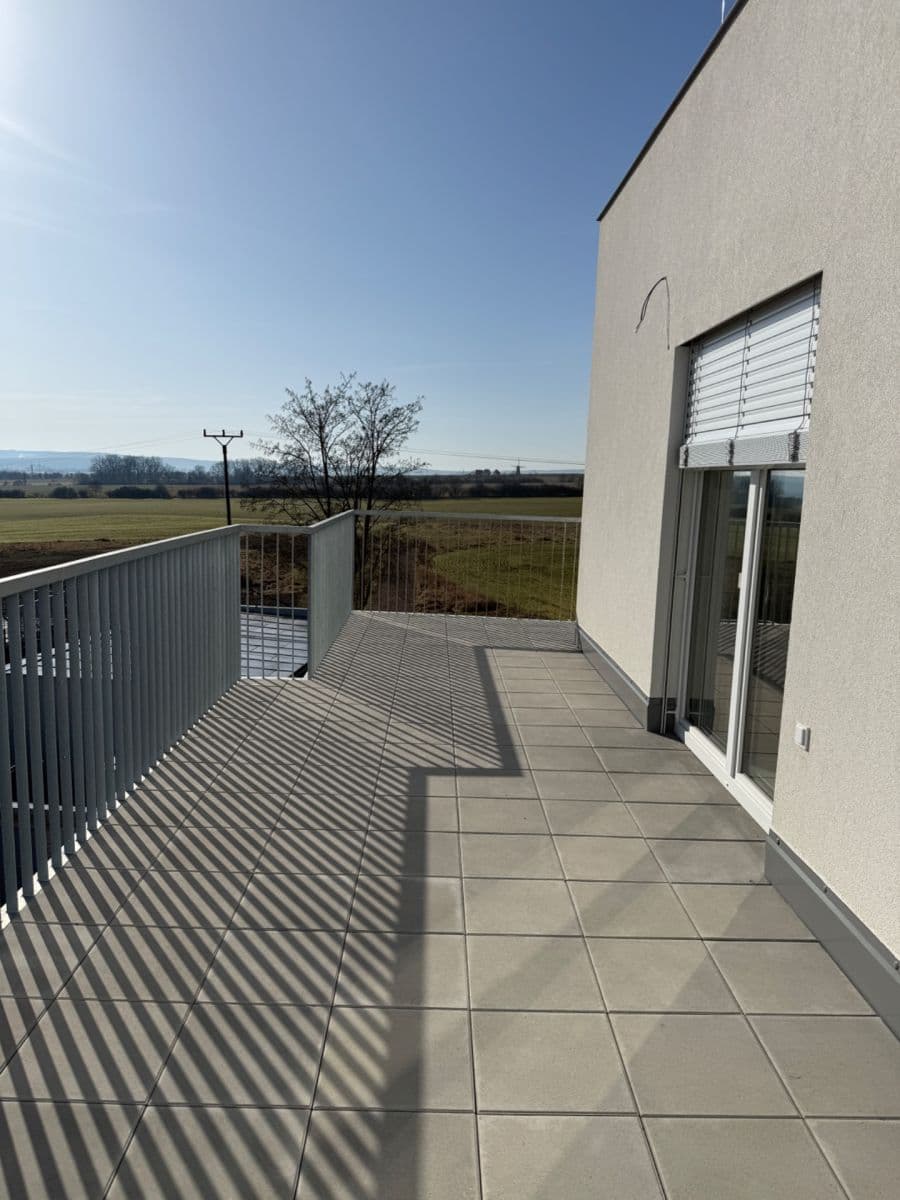 Prenájom bytu 1-izbový 52 m², Na Zlaté stezce, Dobříš, Středočeský kraj Prenájom bytu 1-izbový 52 m², Na Zlaté stezce, Dobříš, Středočeský kraj