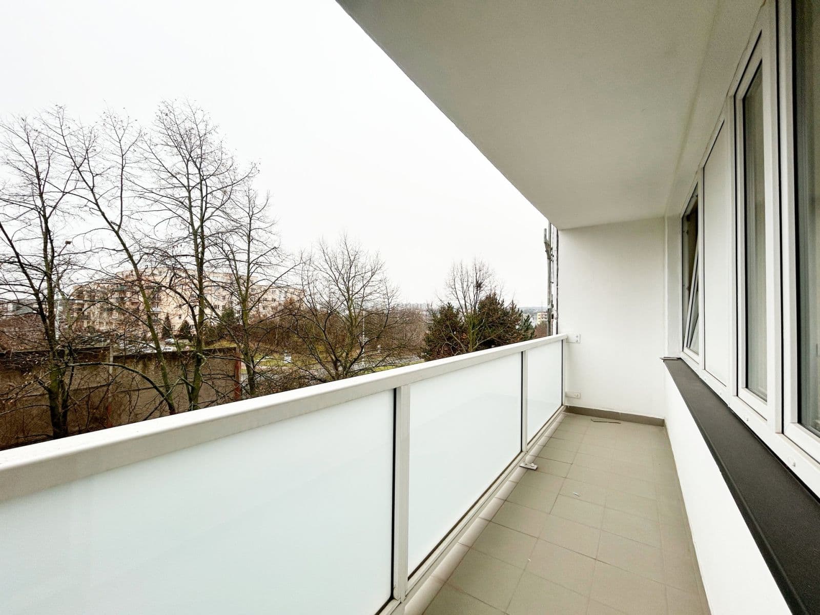 Prenájom bytu 4-izbový 89 m², Doležalova, Praha, Praha Prenájom bytu 4-izbový 89 m², Doležalova, Praha, Praha