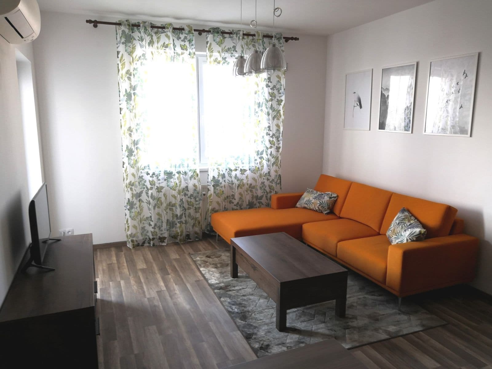 Prenájom bytu 3-izbový 64 m², Šancová, Bratislava - mestská časť Staré Mesto, Bratislavský kraj Prenájom bytu 3-izbový 64 m², Šancová, Bratislava - mestská časť Staré Mesto, Bratislavský kraj