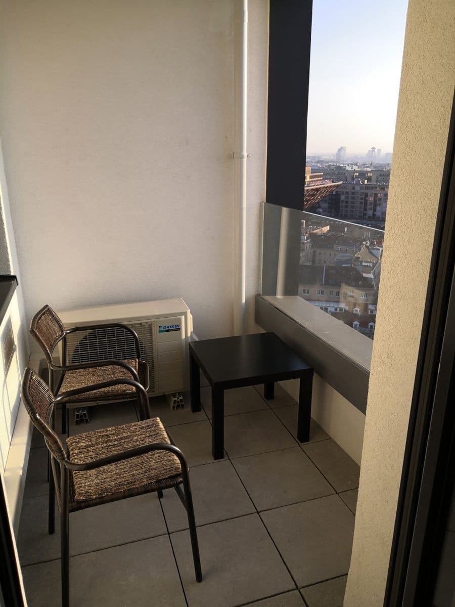 Prenájom bytu 3-izbový 64 m², Šancová, Bratislava - mestská časť Staré Mesto, Bratislavský kraj Prenájom bytu 3-izbový 64 m², Šancová, Bratislava - mestská časť Staré Mesto, Bratislavský kraj