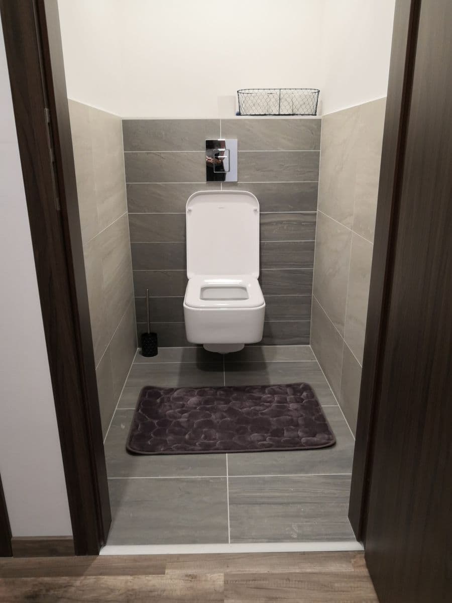 Prenájom bytu 3-izbový 64 m², Šancová, Bratislava - mestská časť Staré Mesto, Bratislavský kraj Prenájom bytu 3-izbový 64 m², Šancová, Bratislava - mestská časť Staré Mesto, Bratislavský kraj