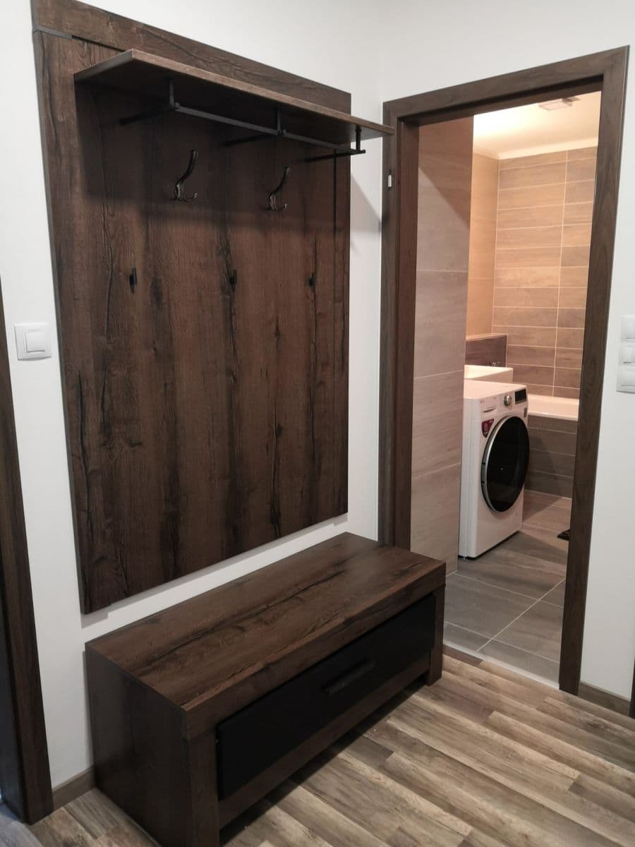 Prenájom bytu 3-izbový 64 m², Šancová, Bratislava - mestská časť Staré Mesto, Bratislavský kraj Prenájom bytu 3-izbový 64 m², Šancová, Bratislava - mestská časť Staré Mesto, Bratislavský kraj