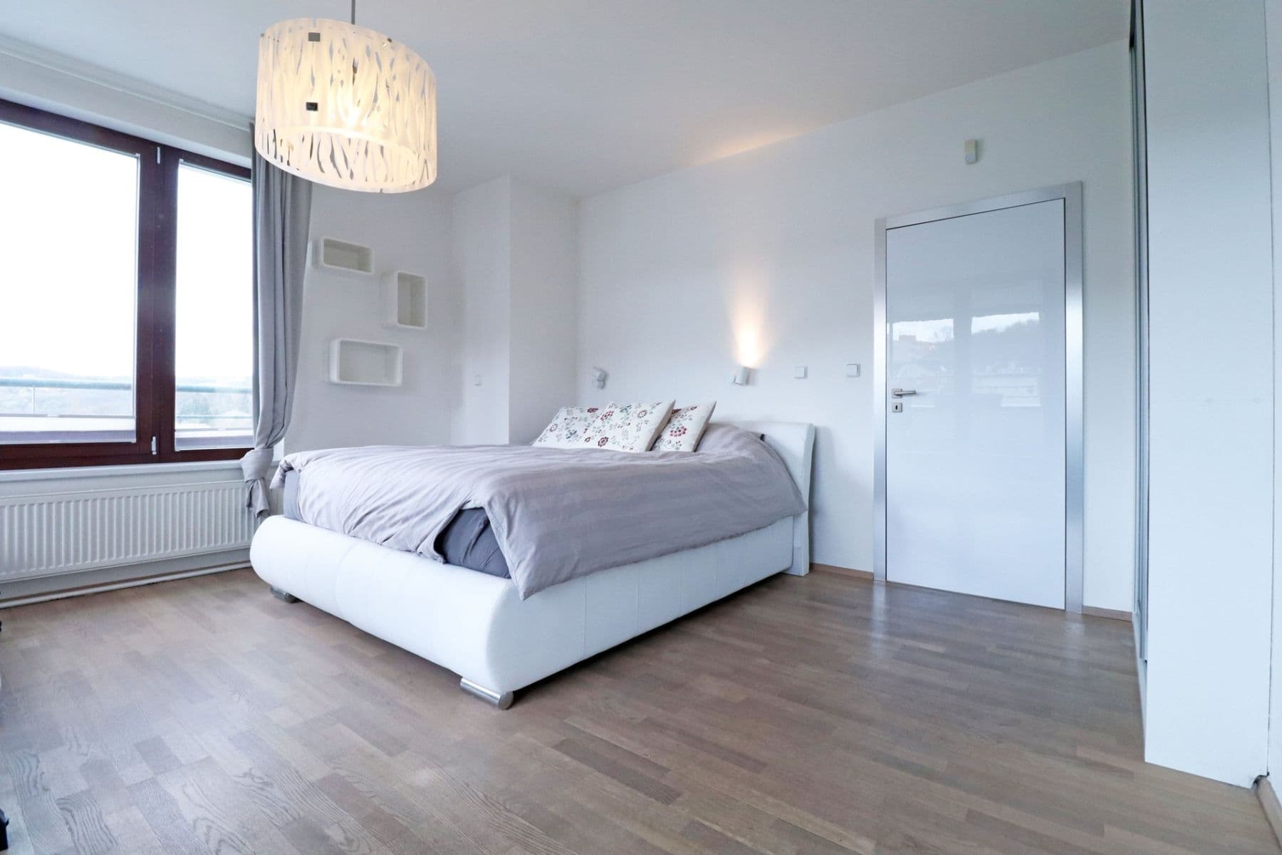 Prenájom bytu 4-izbový 111 m², Musílkova, Praha, Praha Prenájom bytu 4-izbový 111 m², Musílkova, Praha, Praha