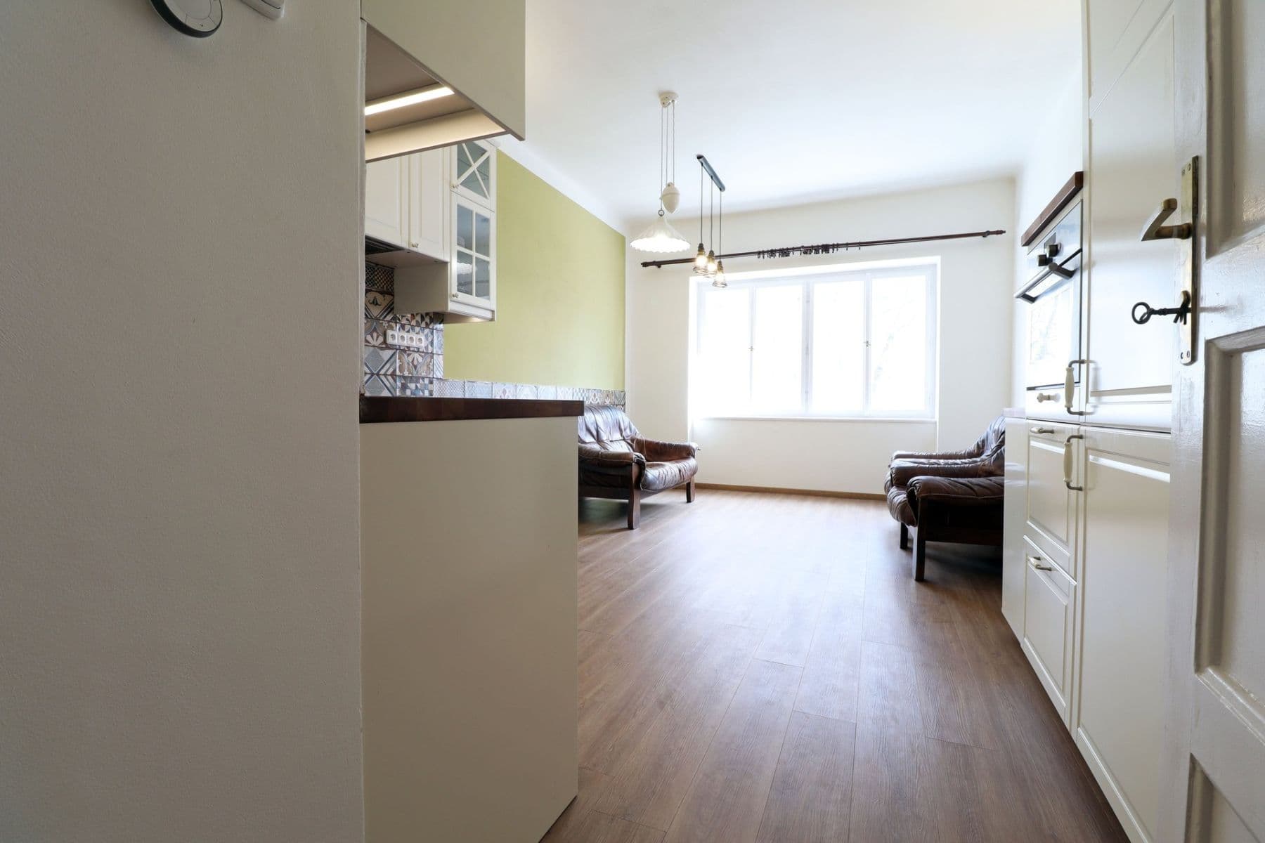 Prenájom bytu 2-izbový 50 m², Biskupcova, Praha, Praha Prenájom bytu 2-izbový 50 m², Biskupcova, Praha, Praha