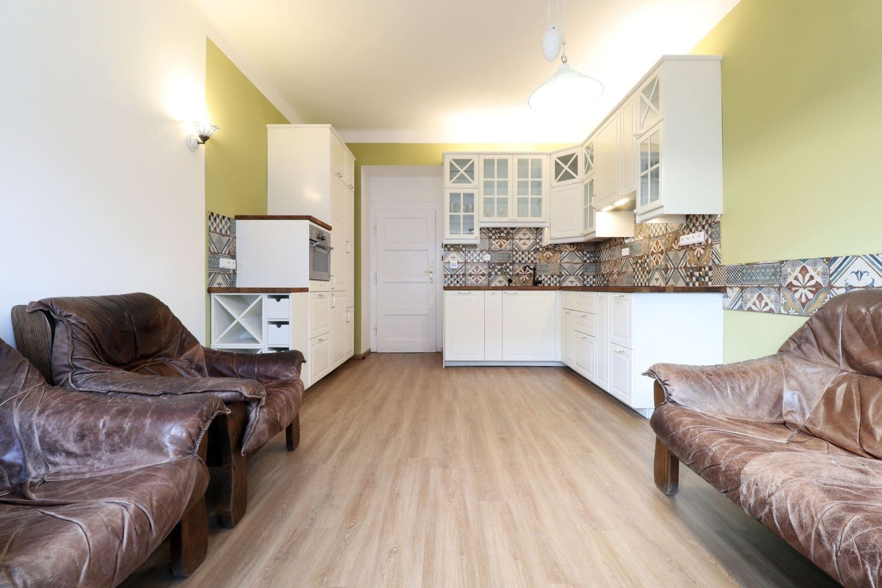 Prenájom bytu 2-izbový 50 m², Biskupcova, Praha, Praha Prenájom bytu 2-izbový 50 m², Biskupcova, Praha, Praha