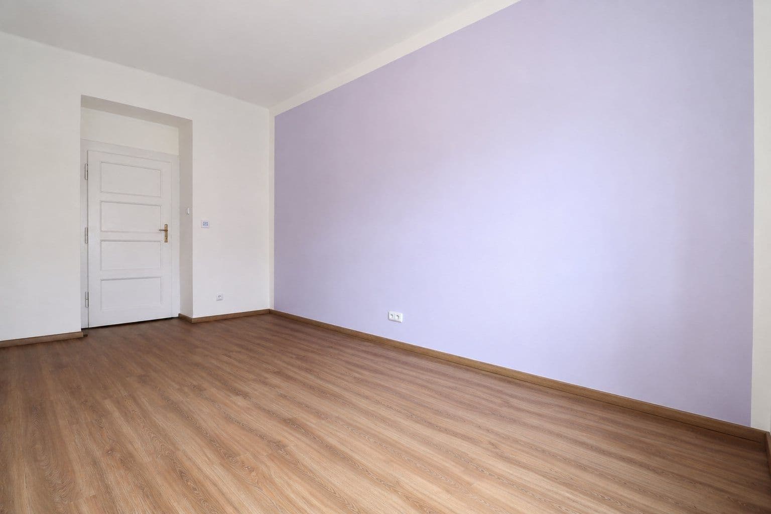 Prenájom bytu 2-izbový 50 m², Biskupcova, Praha, Praha Prenájom bytu 2-izbový 50 m², Biskupcova, Praha, Praha