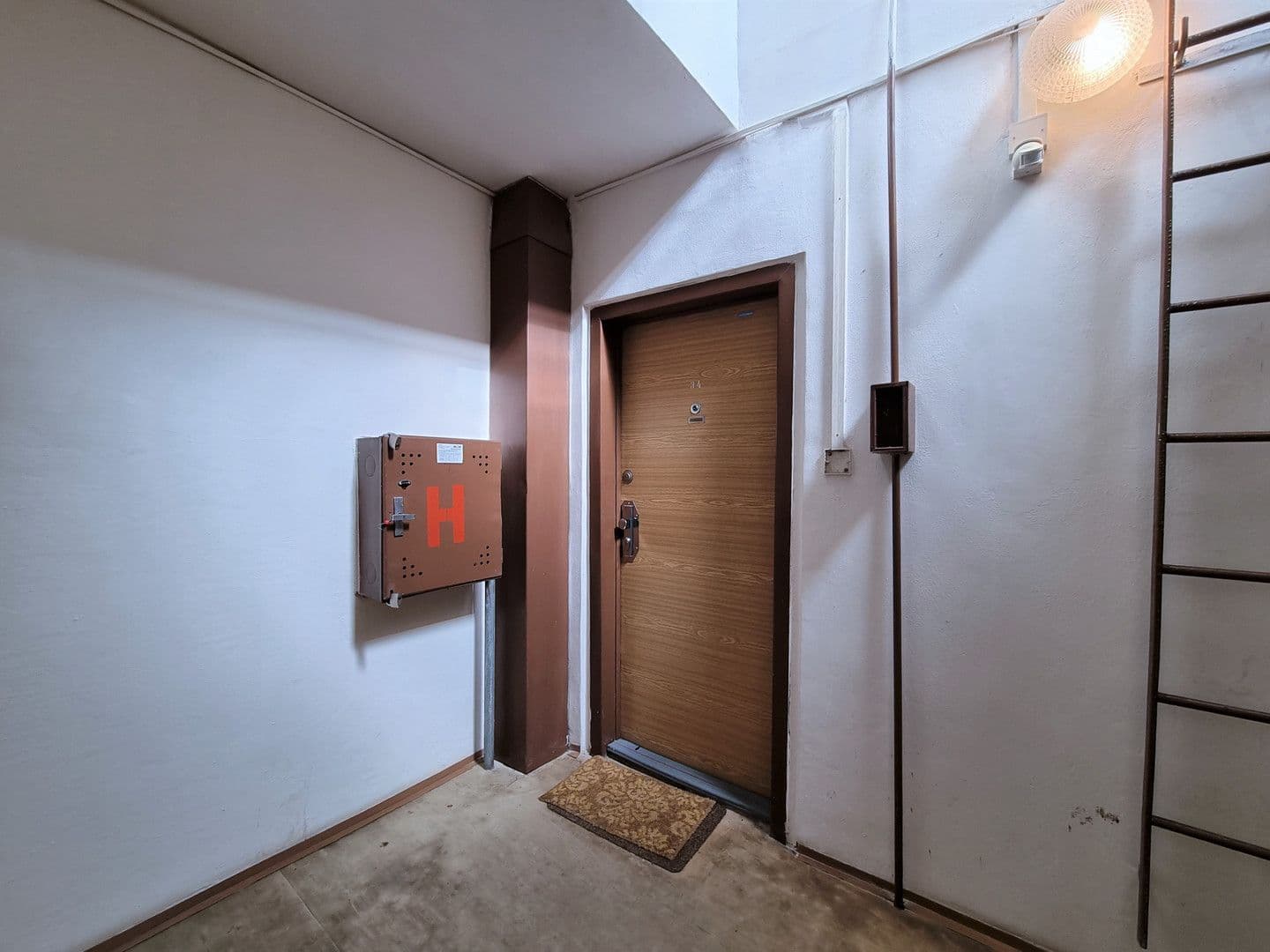 Prenájom bytu 3-izbový 65 m², Rezlerova, Praha, Praha Prenájom bytu 3-izbový 65 m², Rezlerova, Praha, Praha