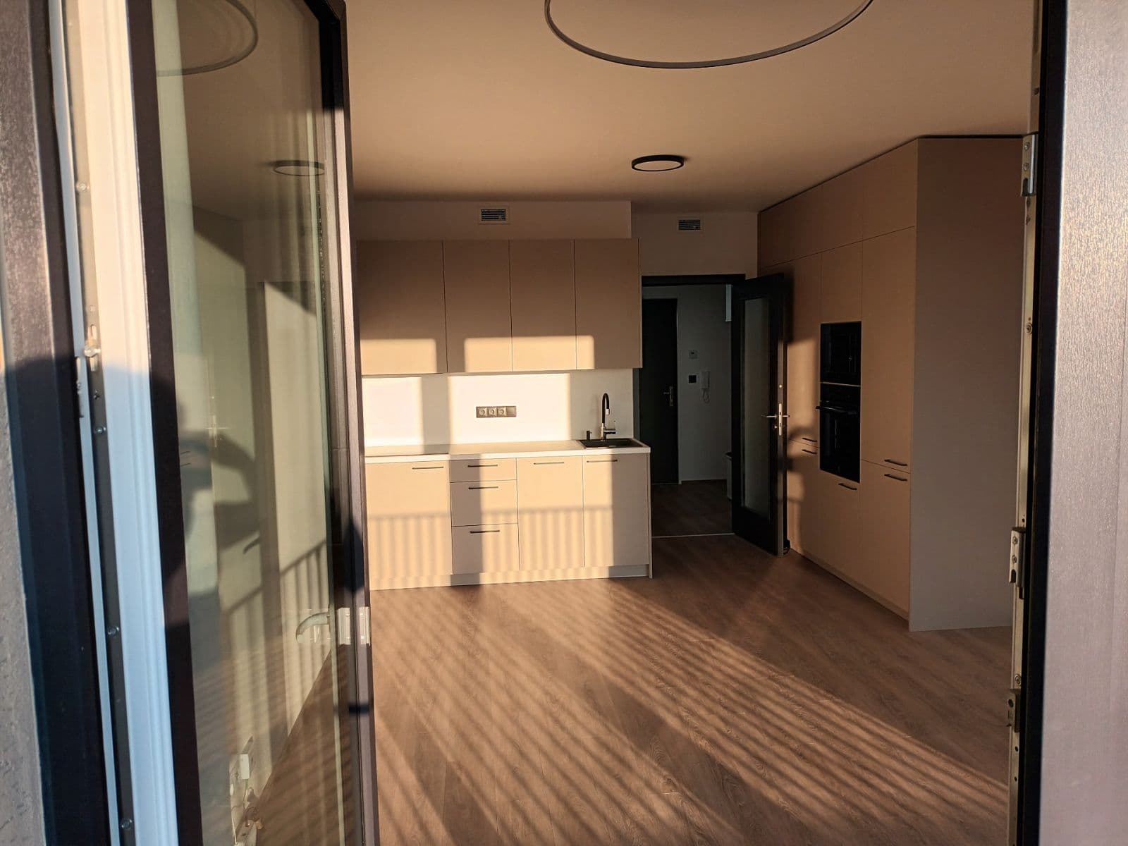 Prenájom bytu 1-izbový 32 m², Poděbradská, Praha, Praha Prenájom bytu 1-izbový 32 m², Poděbradská, Praha, Praha