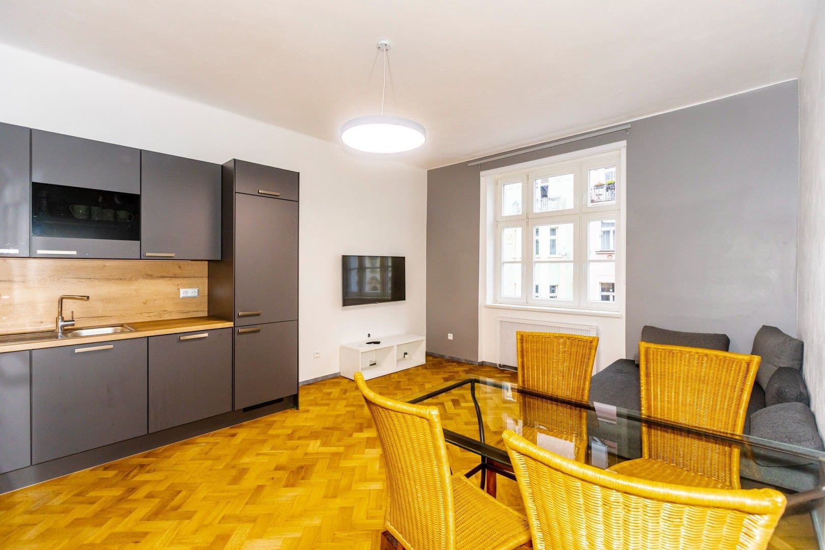 Prenájom bytu 3-izbový 83 m², Kubelíkova, Praha, Praha Prenájom bytu 3-izbový 83 m², Kubelíkova, Praha, Praha