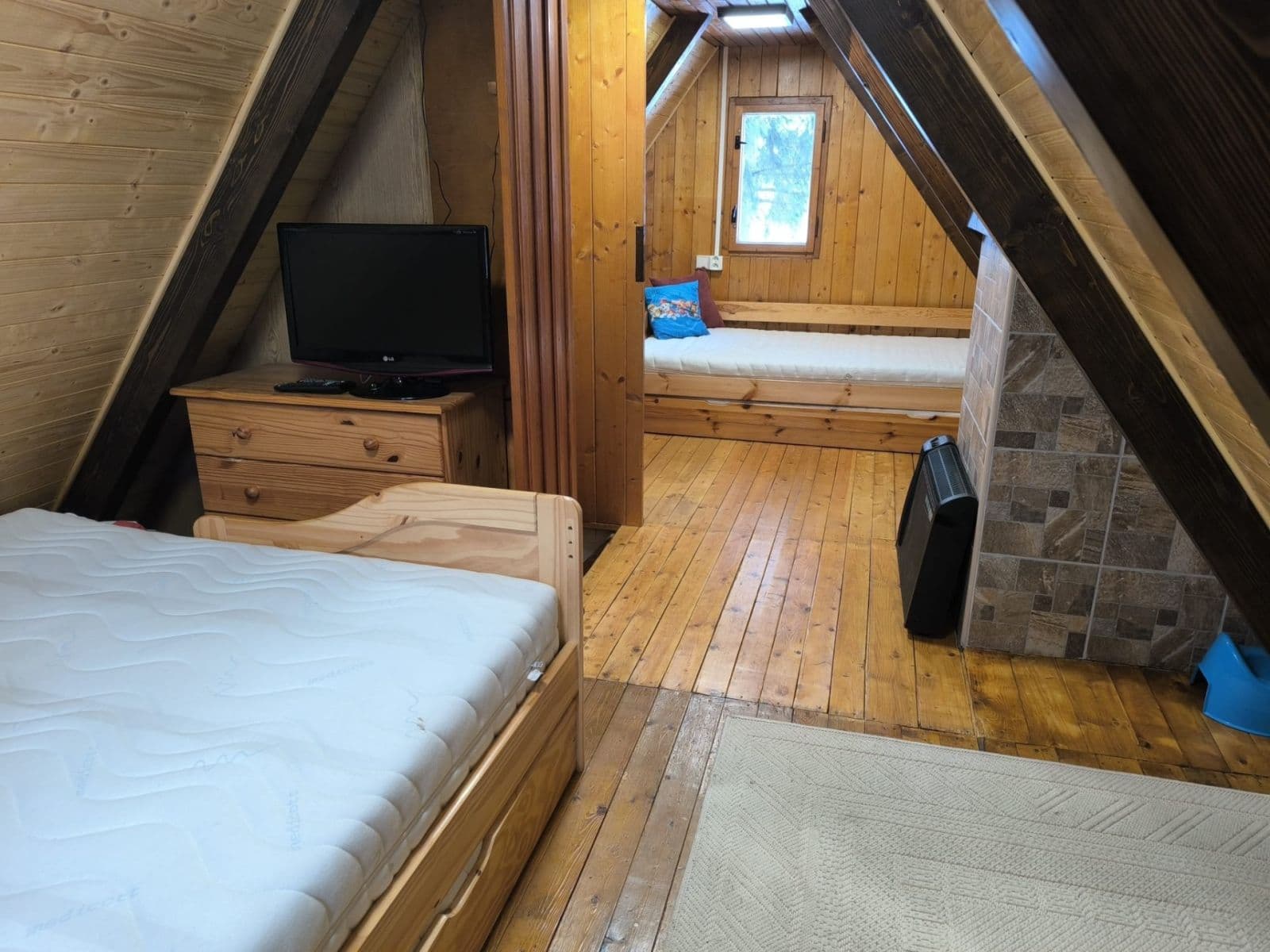 Predaj rekreačného objektu 56 m², pozemek 471 m², Osová Bítýška, Kraj Vysočina Predaj rekreačného objektu 56 m², pozemek 471 m², Osová Bítýška, Kraj Vysočina