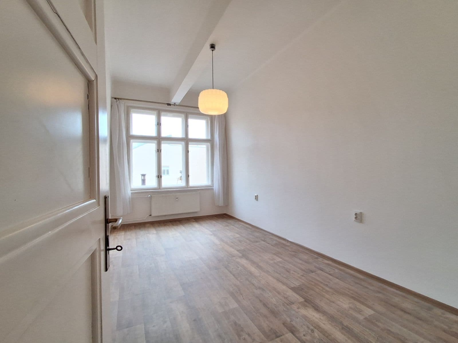 Prenájom bytu 3-izbový 71 m², Opletalova, Praha, Praha Prenájom bytu 3-izbový 71 m², Opletalova, Praha, Praha