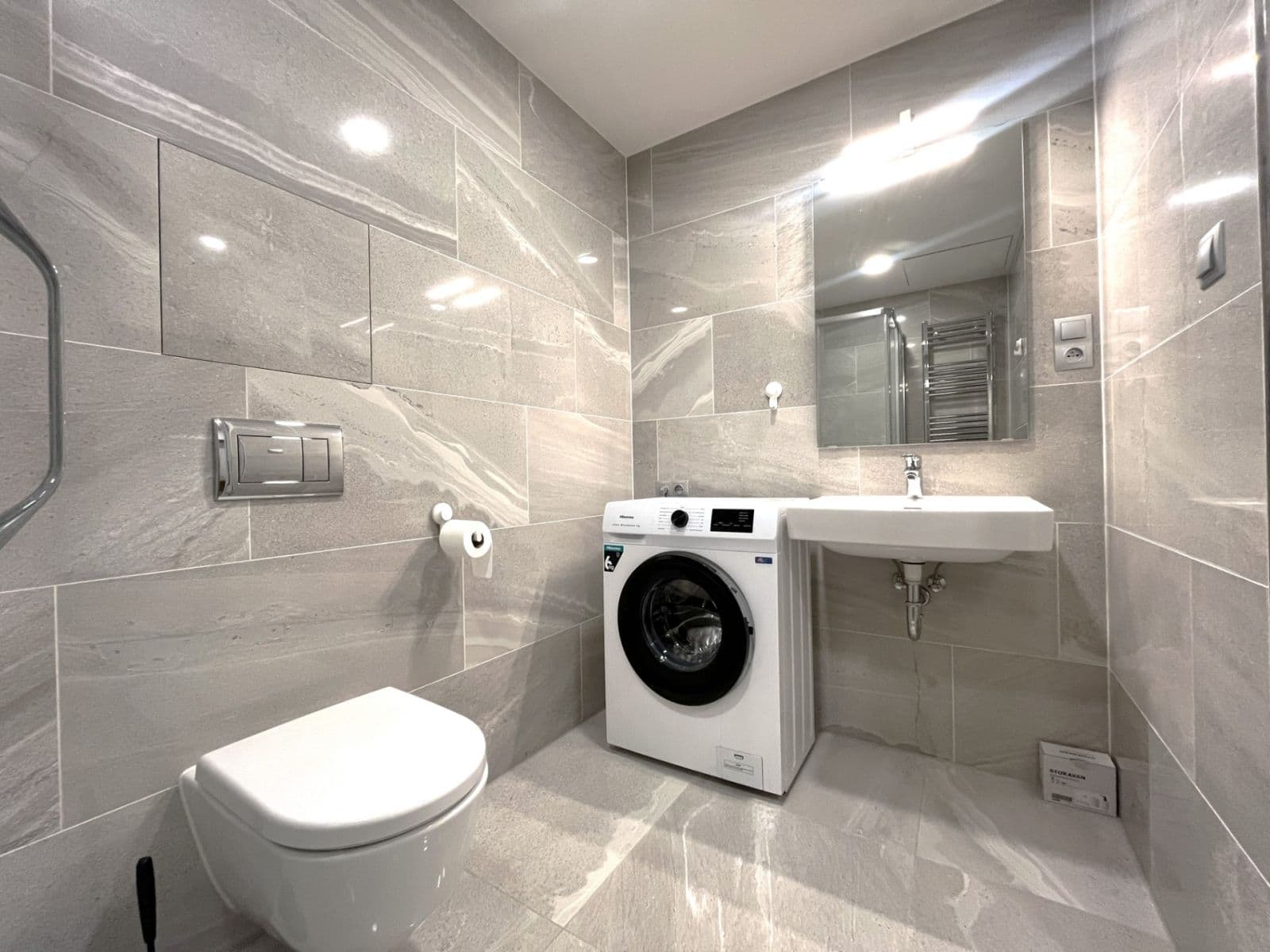 Prenájom bytu 1-izbový 33 m², Kurta Konráda, Praha, Praha Prenájom bytu 1-izbový 33 m², Kurta Konráda, Praha, Praha