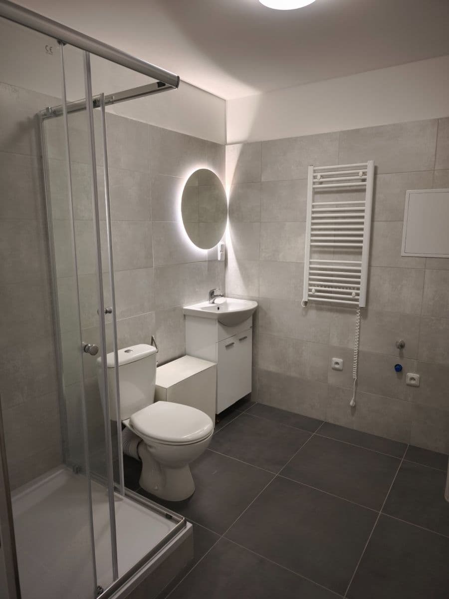 Prenájom kancelárie 94 m², U Husova sboru, Pardubice, Pardubický kraj Prenájom kancelárie 94 m², U Husova sboru, Pardubice, Pardubický kraj