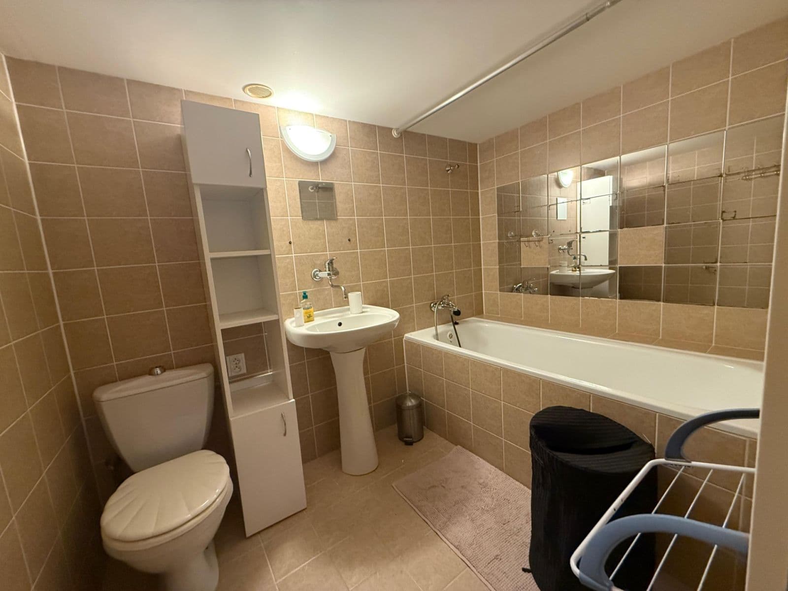 Prenájom bytu 1-izbový 30 m², Rezkova, Brno, Jihomoravský kraj Prenájom bytu 1-izbový 30 m², Rezkova, Brno, Jihomoravský kraj