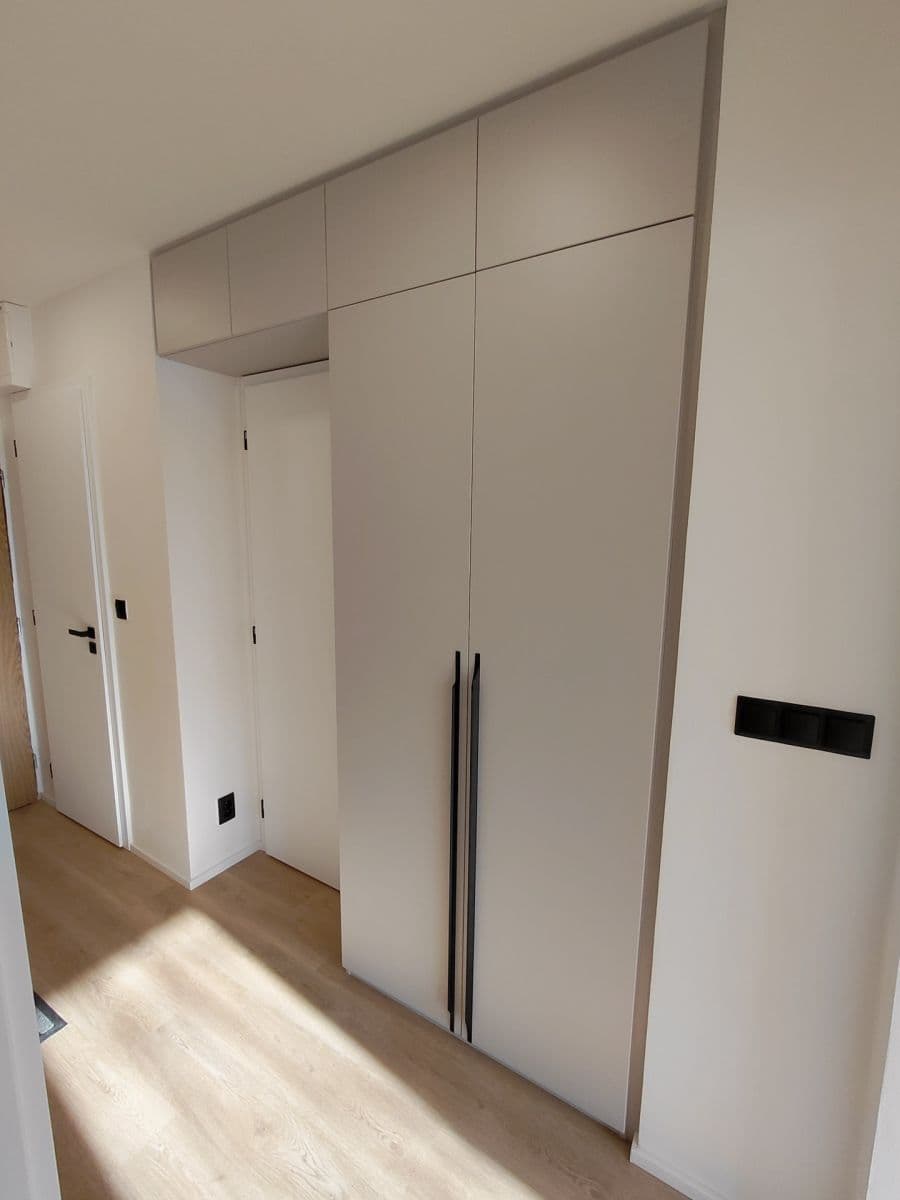 Prenájom bytu 2-izbový 43 m², Humpolecká, Praha, Praha Prenájom bytu 2-izbový 43 m², Humpolecká, Praha, Praha