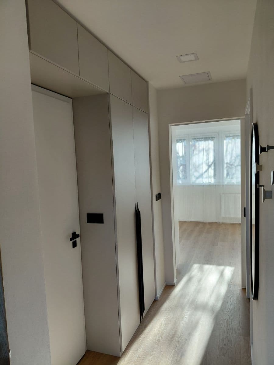 Prenájom bytu 2-izbový 43 m², Humpolecká, Praha, Praha Prenájom bytu 2-izbový 43 m², Humpolecká, Praha, Praha