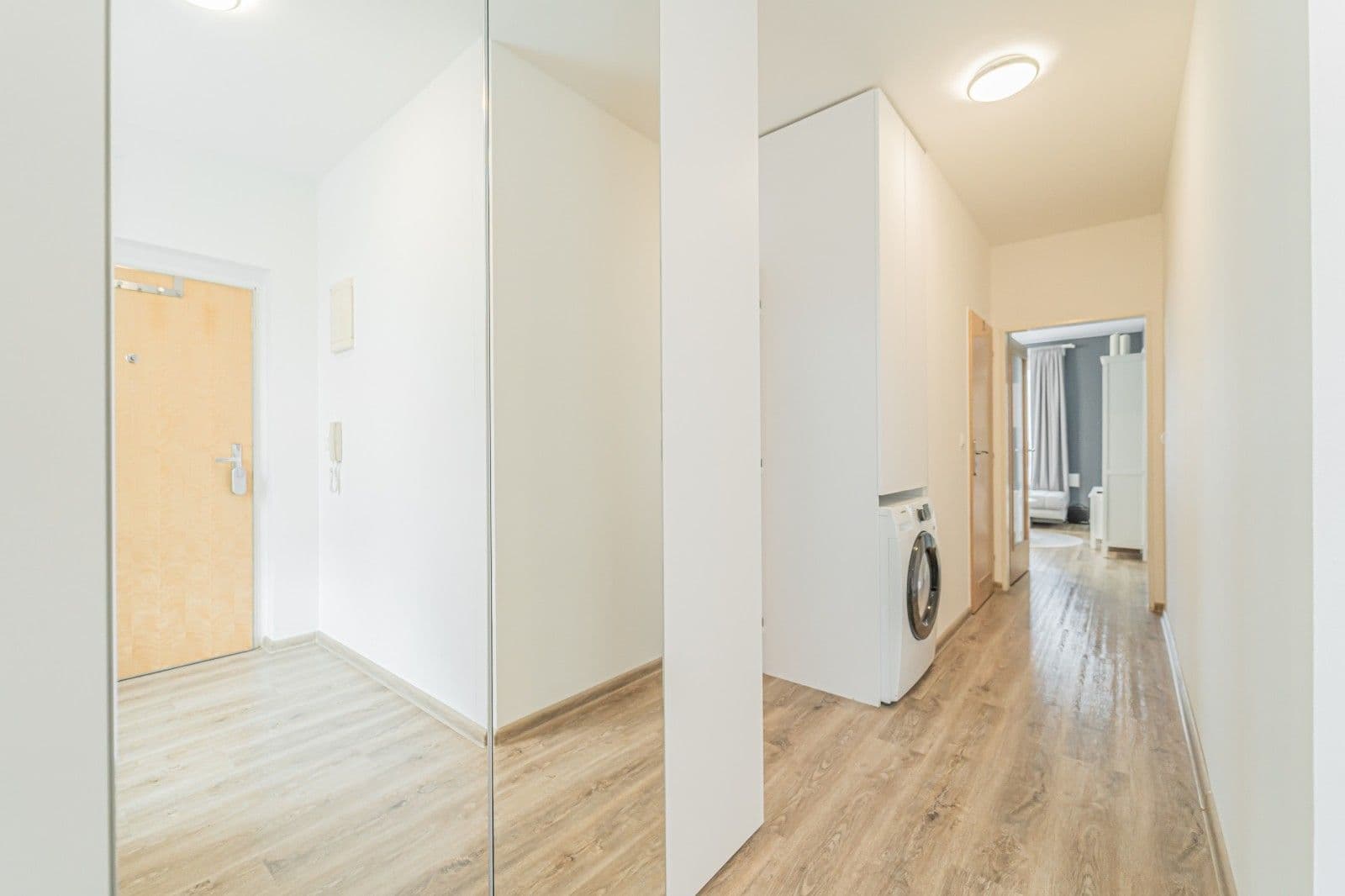 Prenájom bytu 2-izbový 52 m², K Netlukám, Praha, Praha Prenájom bytu 2-izbový 52 m², K Netlukám, Praha, Praha